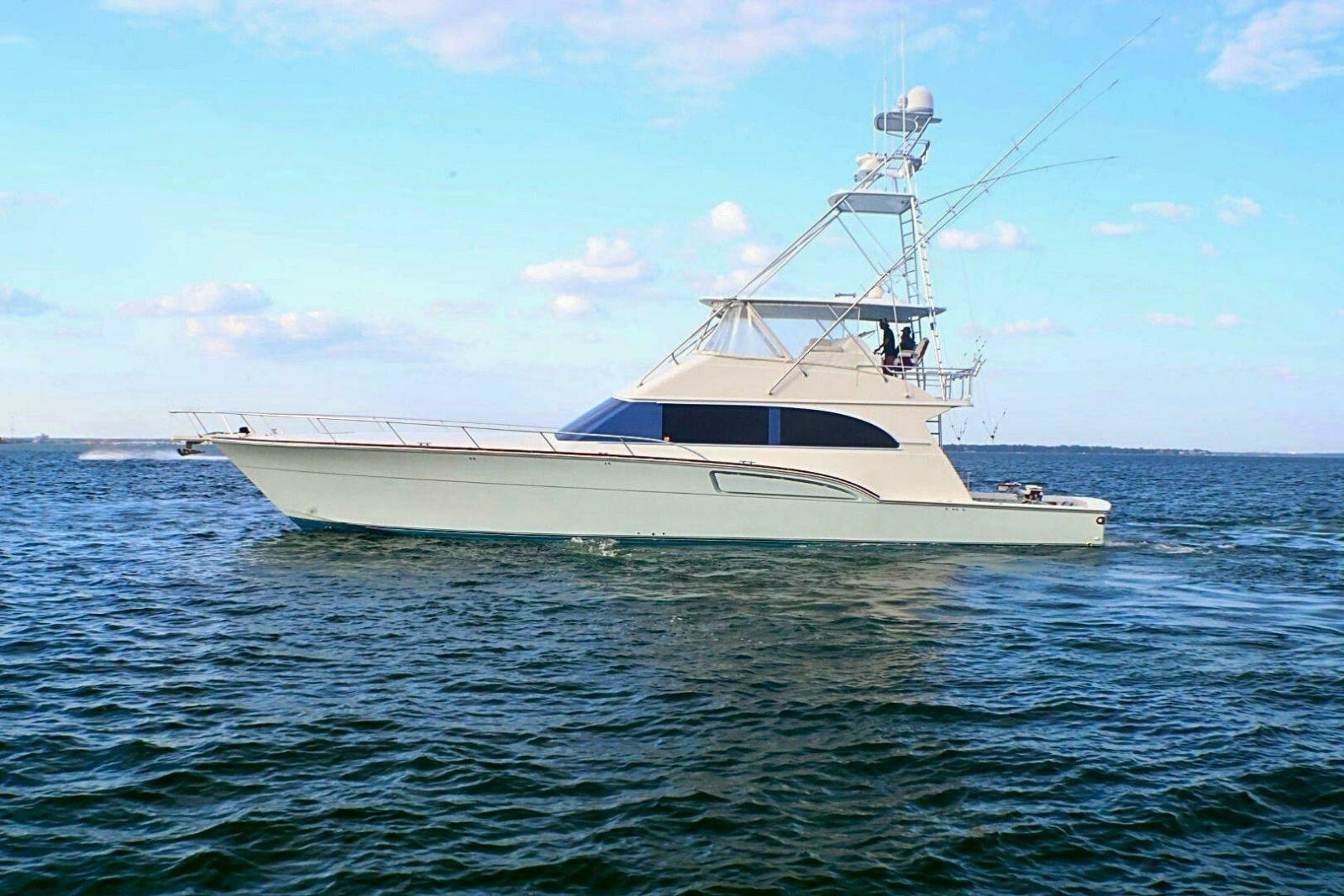 73' 2001 Donzi 73 Sport Yacht