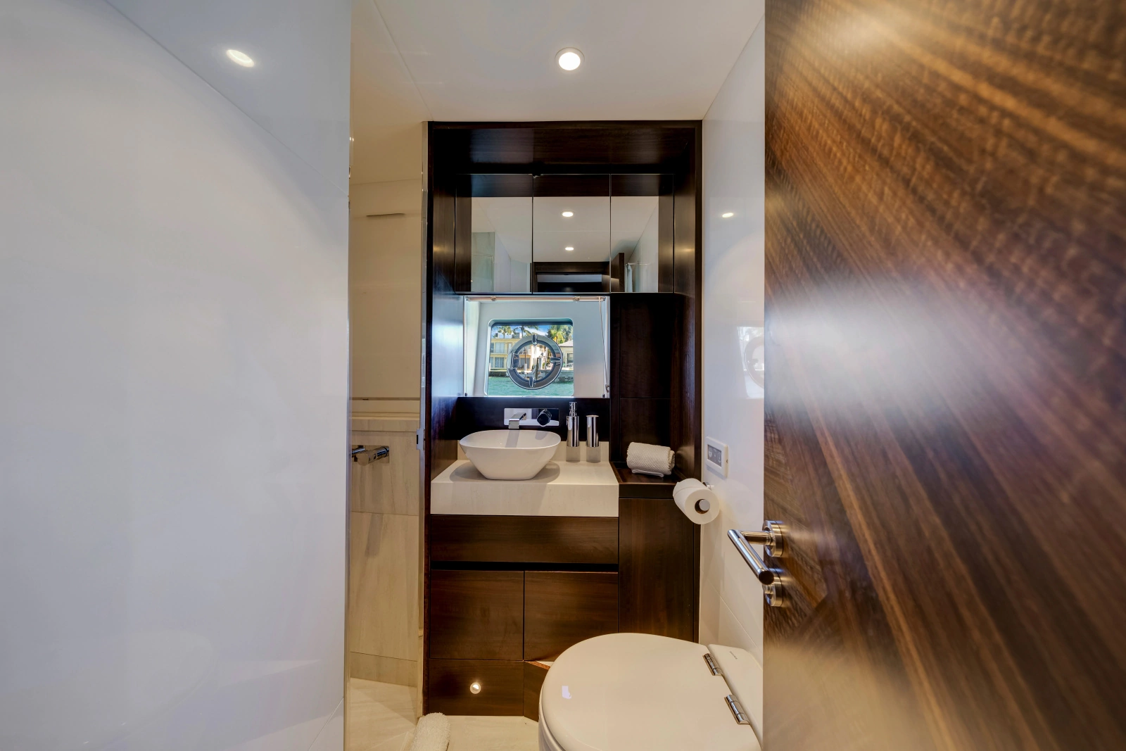 2022 Sunseeker Manhattan 68