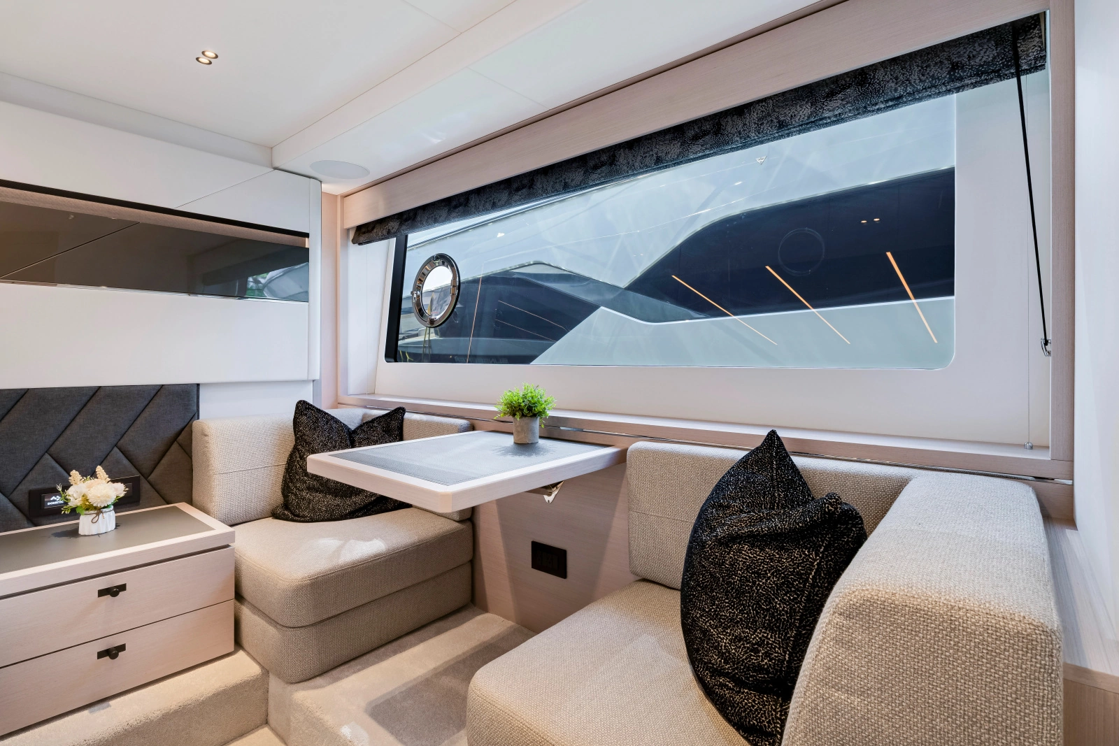 PREDATOR 75 75ft Sunseeker Yacht For Sale