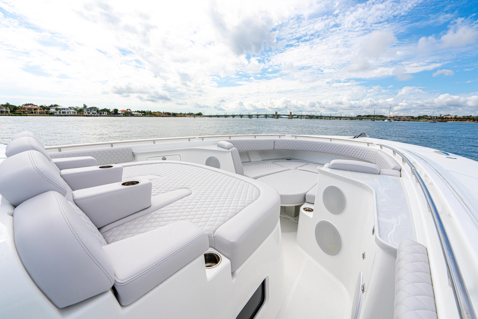 56ft HCB Yacht For Sale