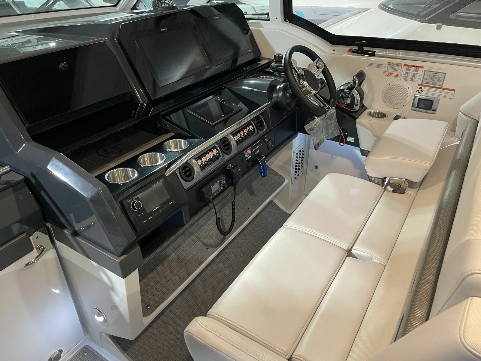 2020 Formula 380 Super Sport Crossover I/O 38