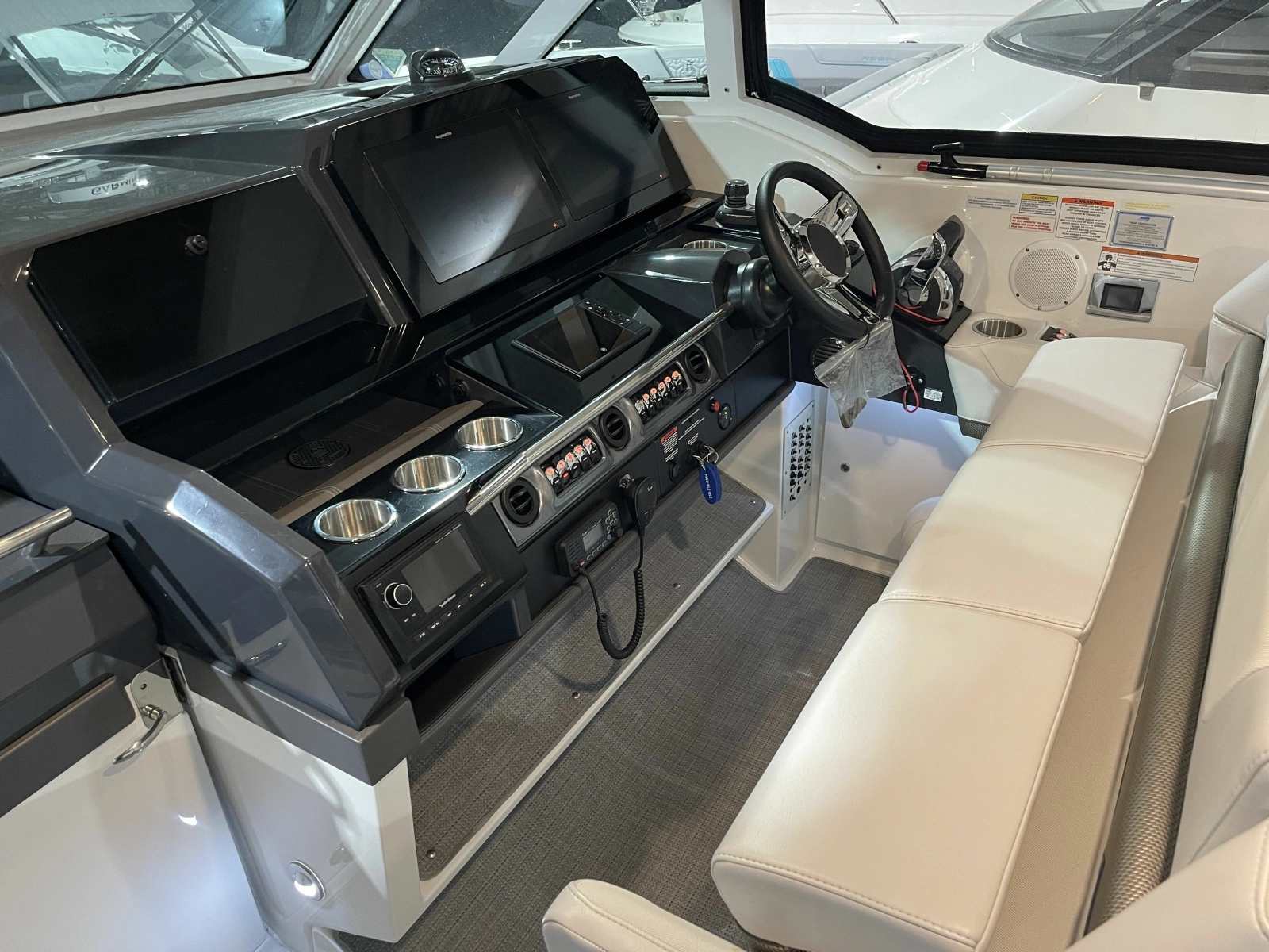 2020 Formula 380 Super Sport Crossover I/O 38
