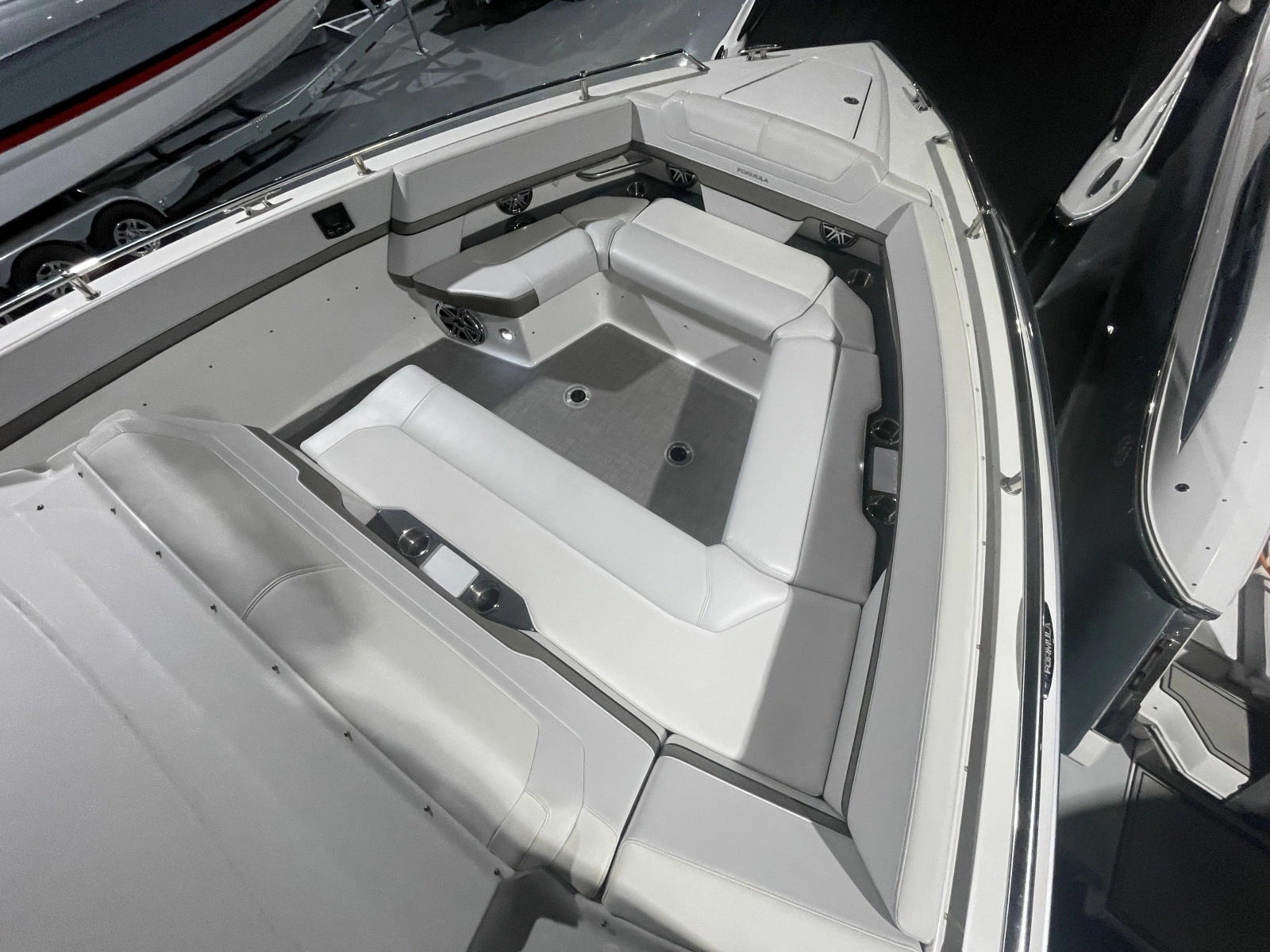 2020 Formula 380 Super Sport Crossover I/O 38