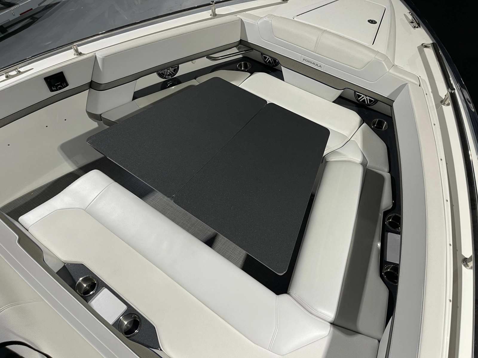 2020 Formula 380 Super Sport Crossover I/O 38