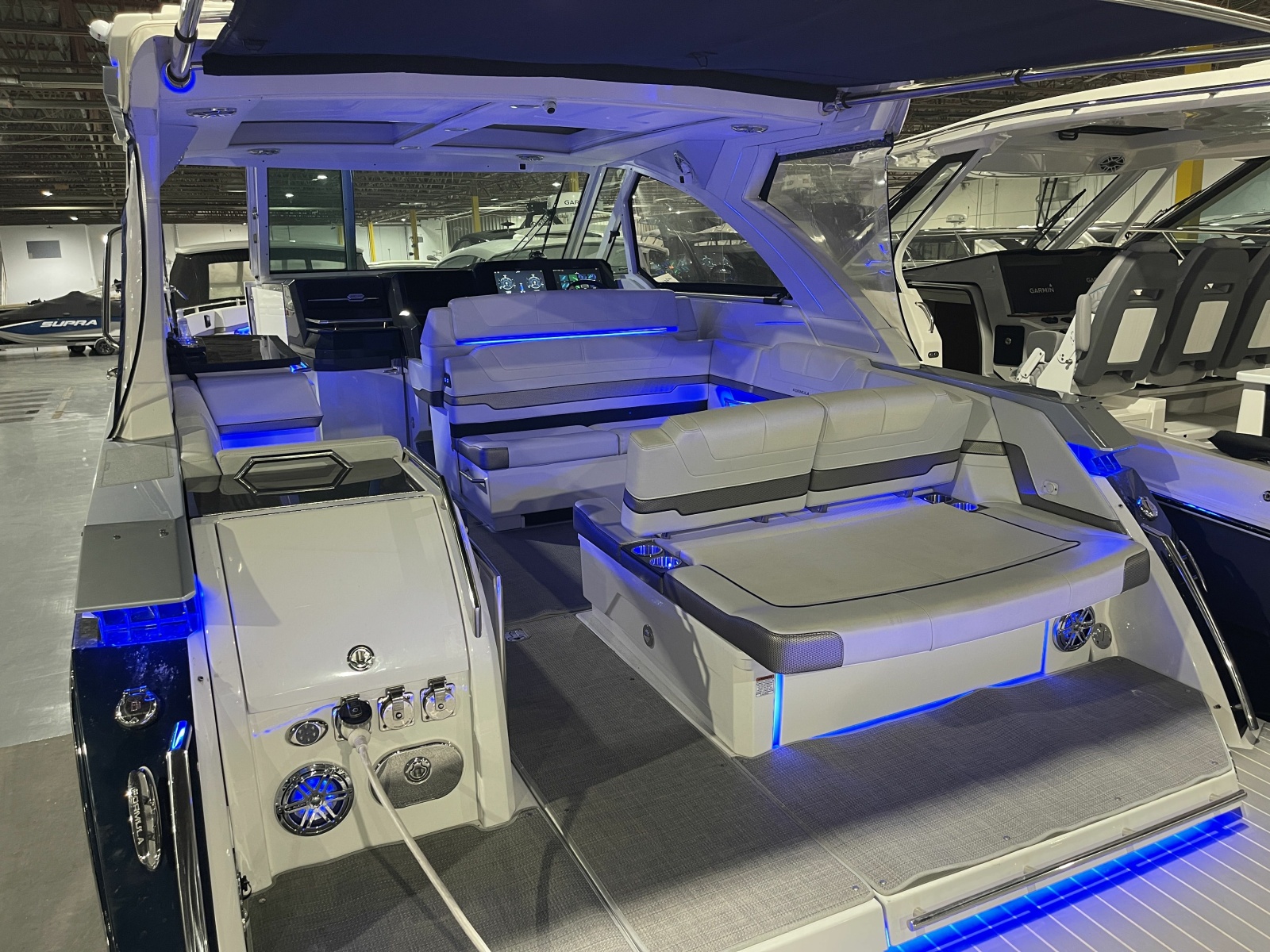 2020 Formula 380 Super Sport Crossover I/O 38
