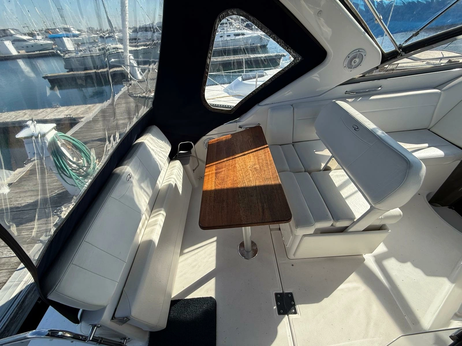 2008 Regal 2860 Window Express 28