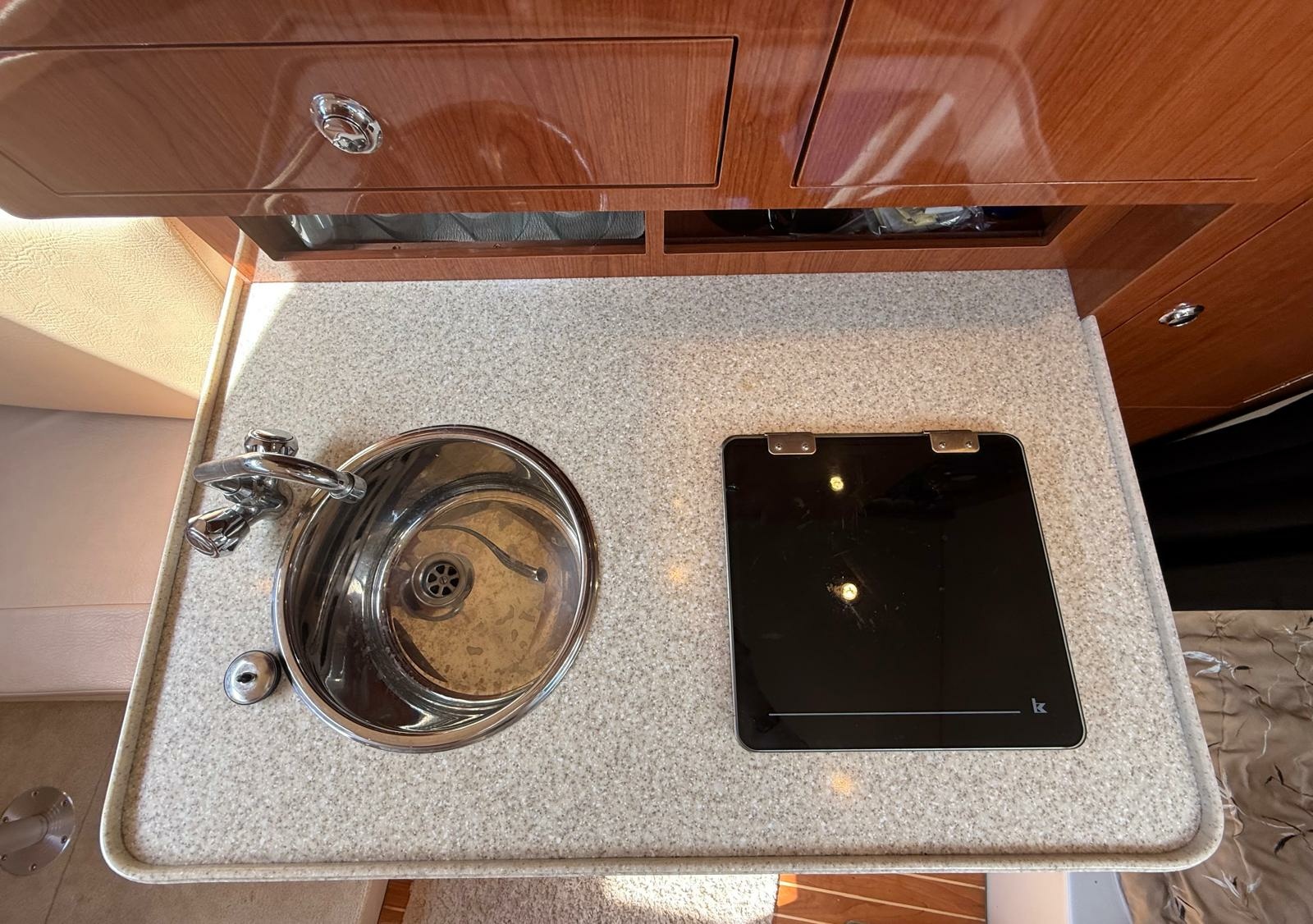 2008 Regal 2860 Window Express 28