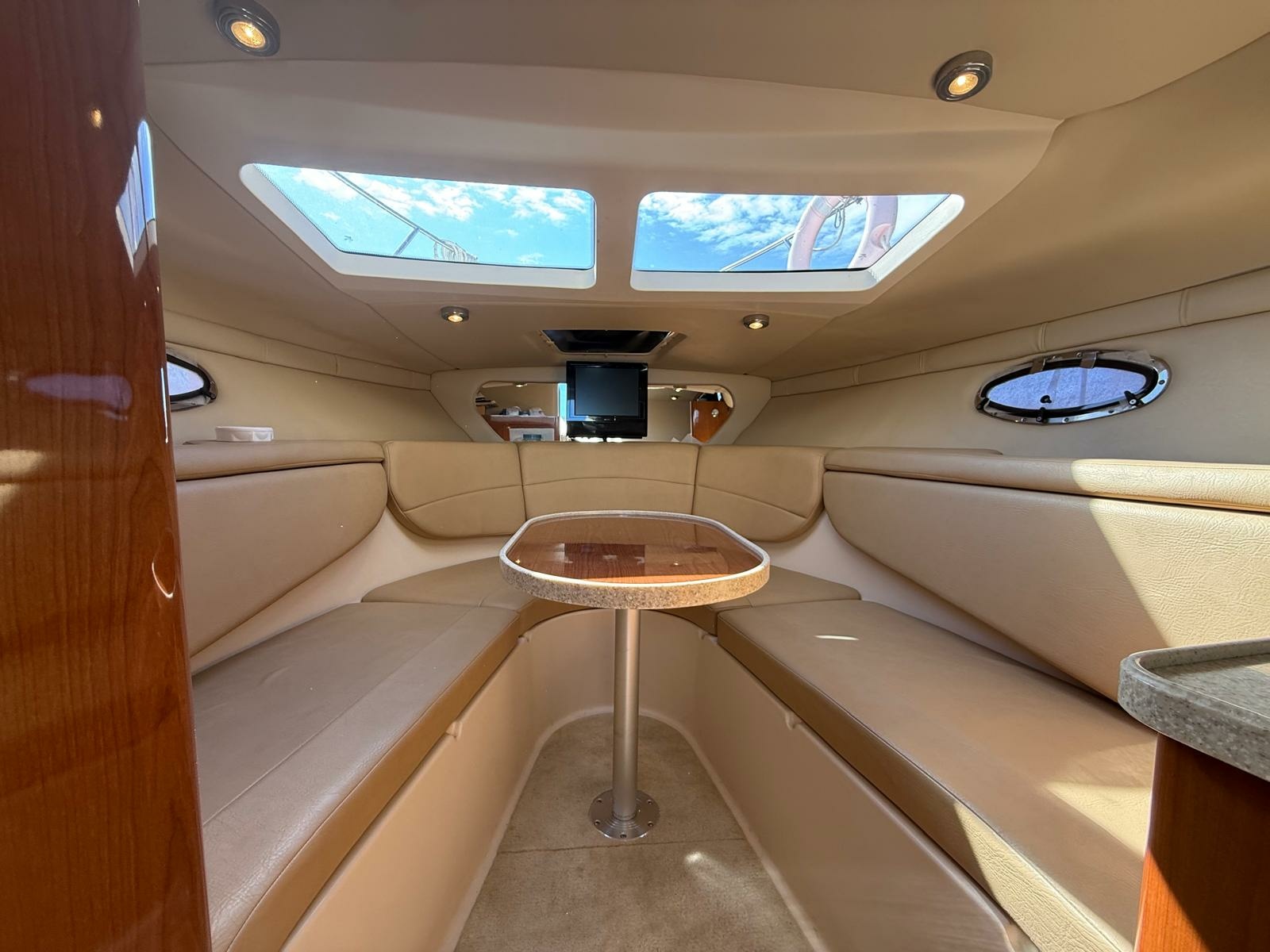 2008 Regal 2860 Window Express 28