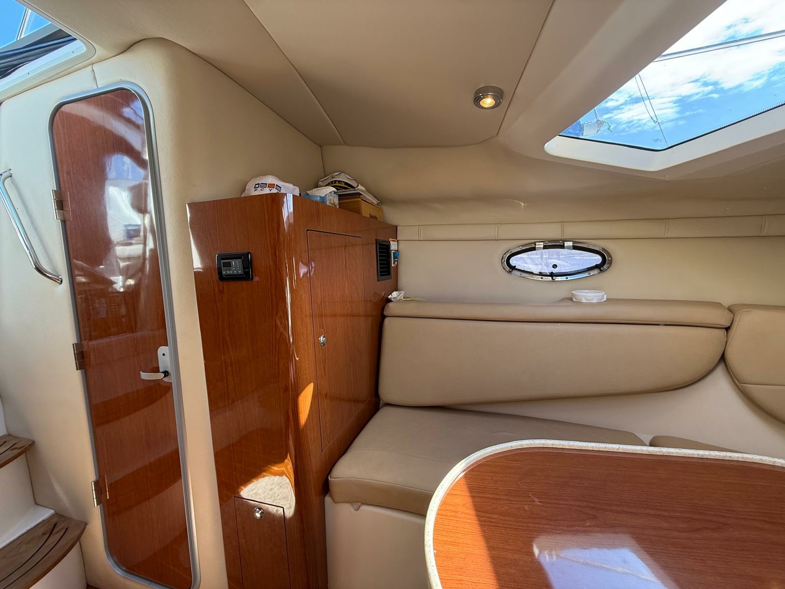 2008 Regal 2860 Window Express 28