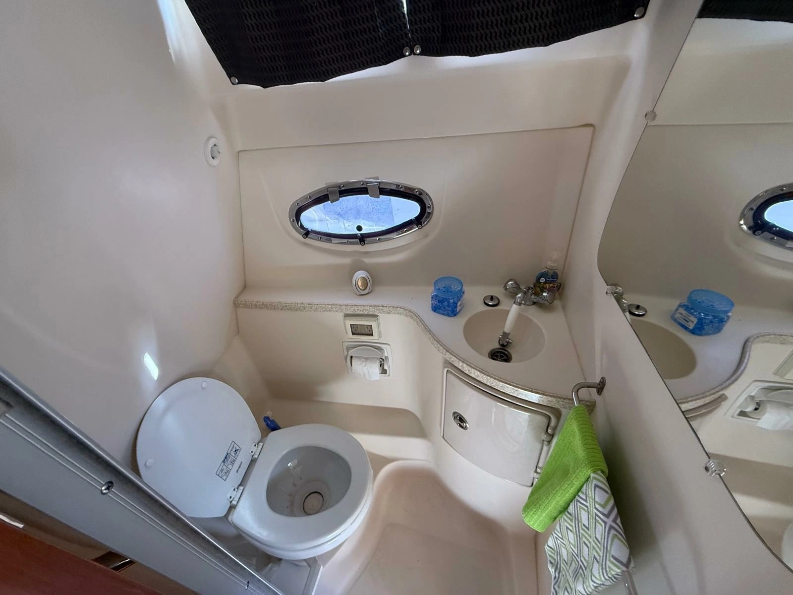 2008 Regal 2860 Window Express 28