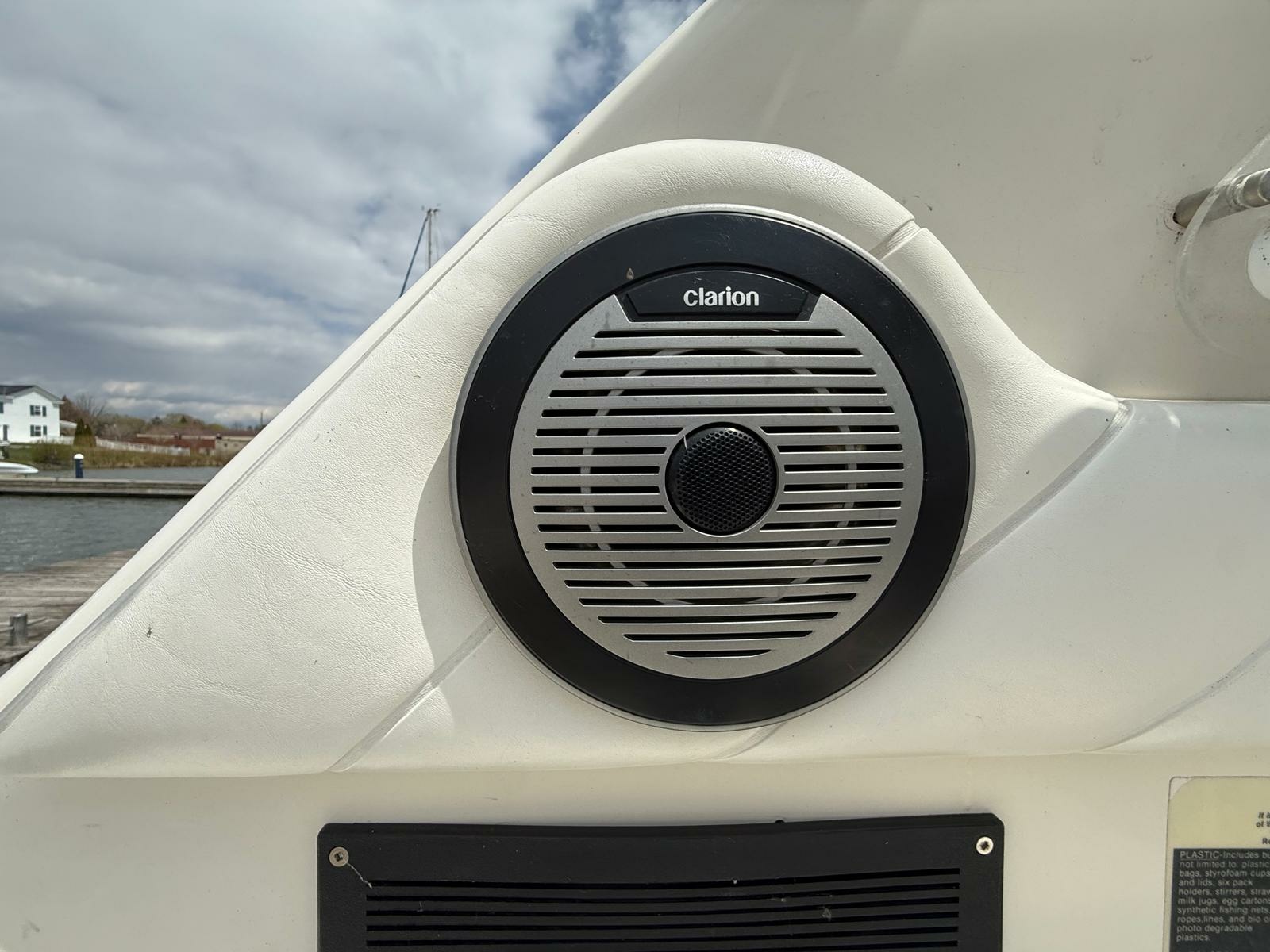 1996 Sea Ray 370 Sundancer 37