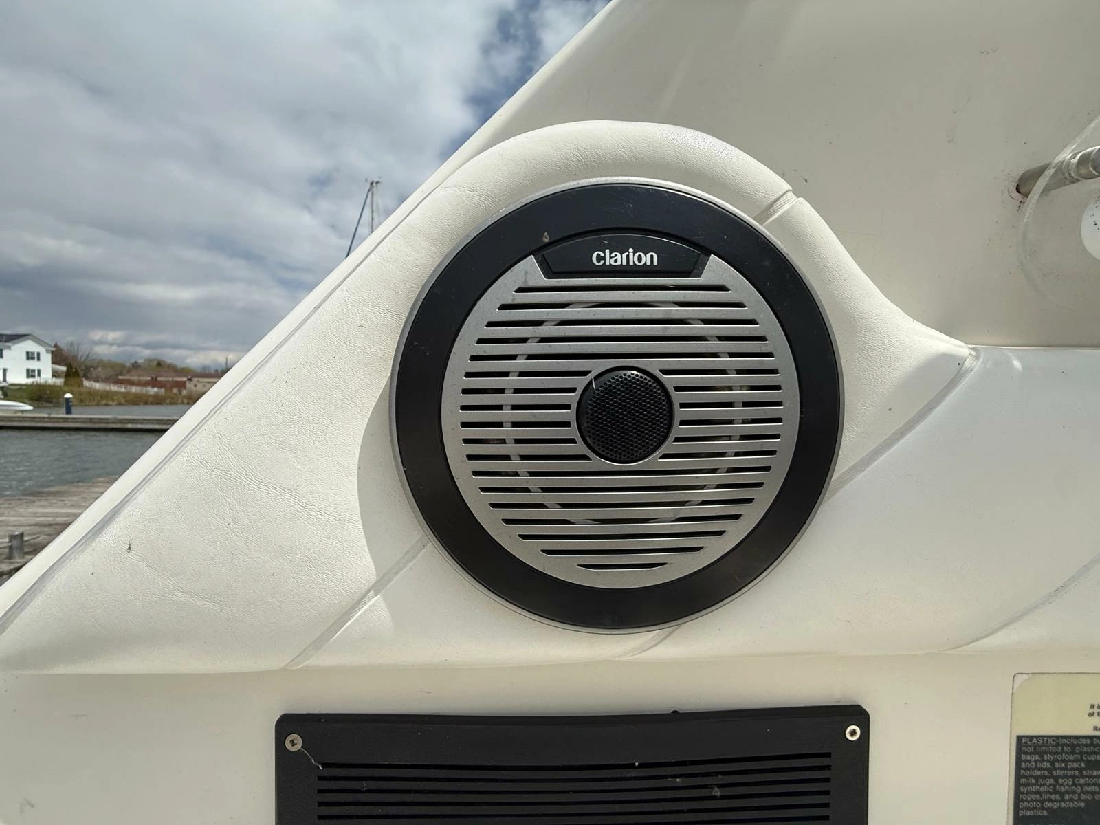 1996 Sea Ray 370 Sundancer 37