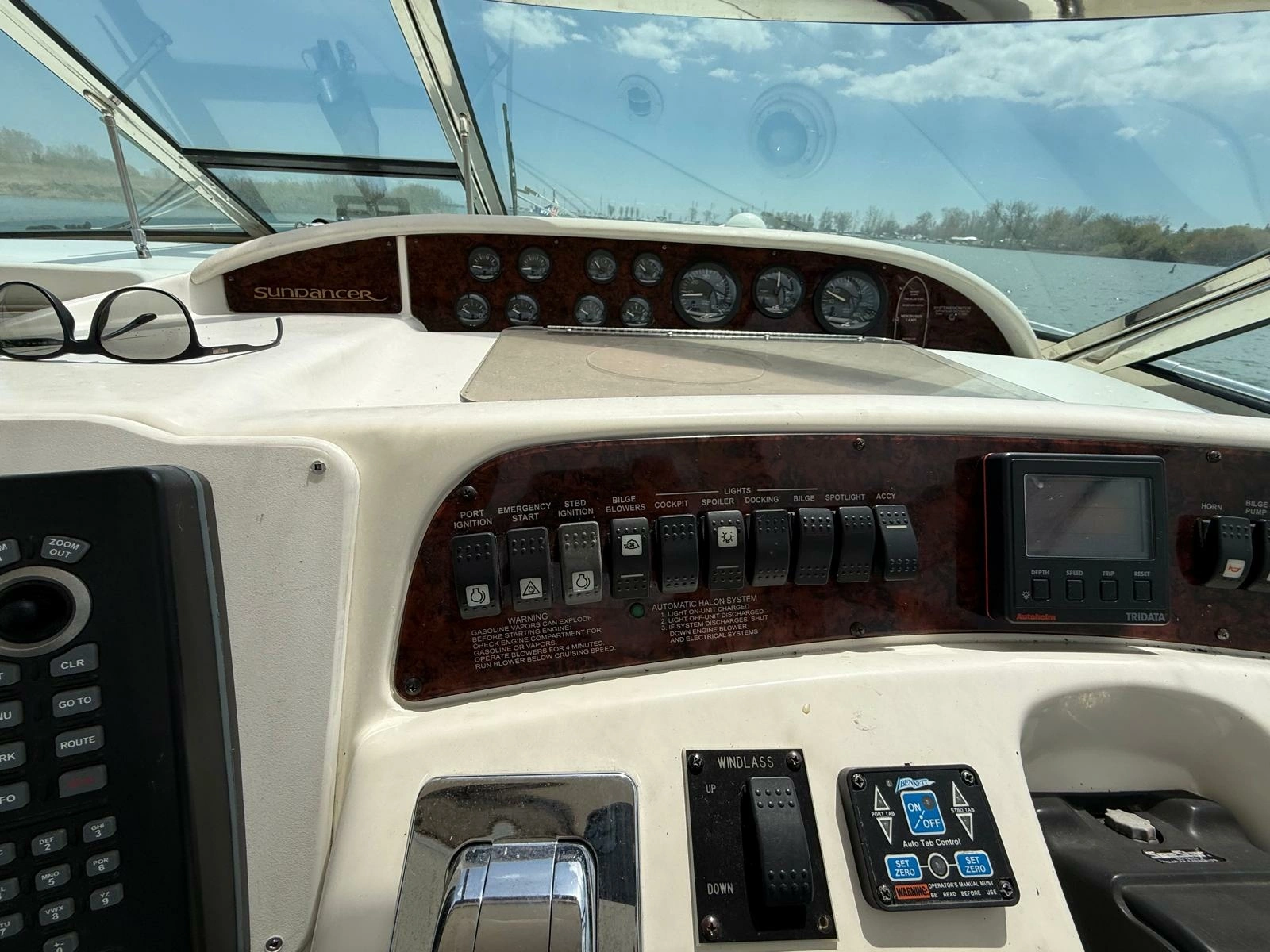 1996 Sea Ray 370 Sundancer 37