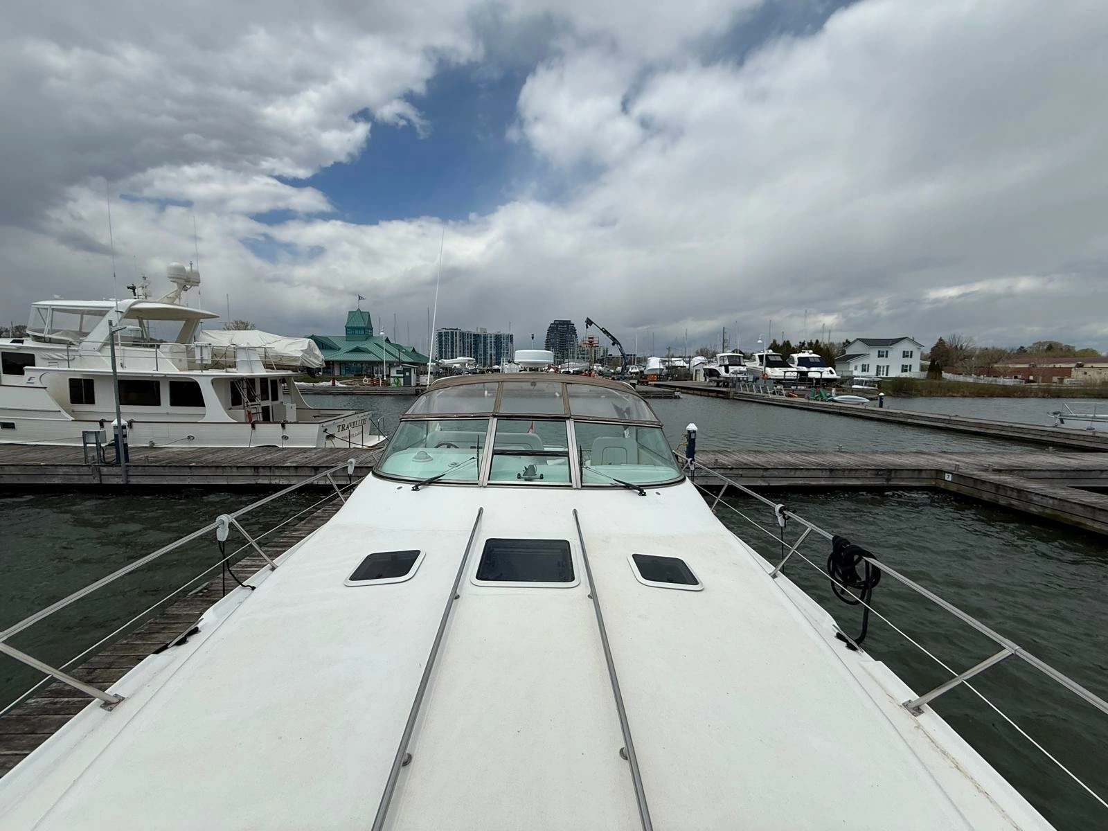 1996 Sea Ray 370 Sundancer 37