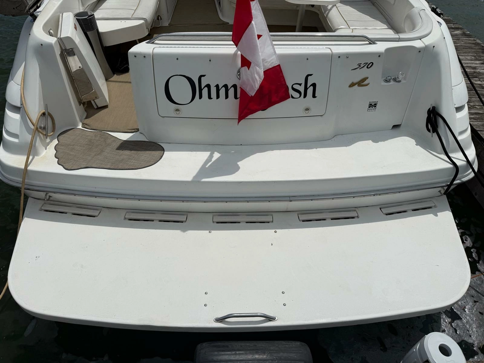1996 Sea Ray 370 Sundancer 37