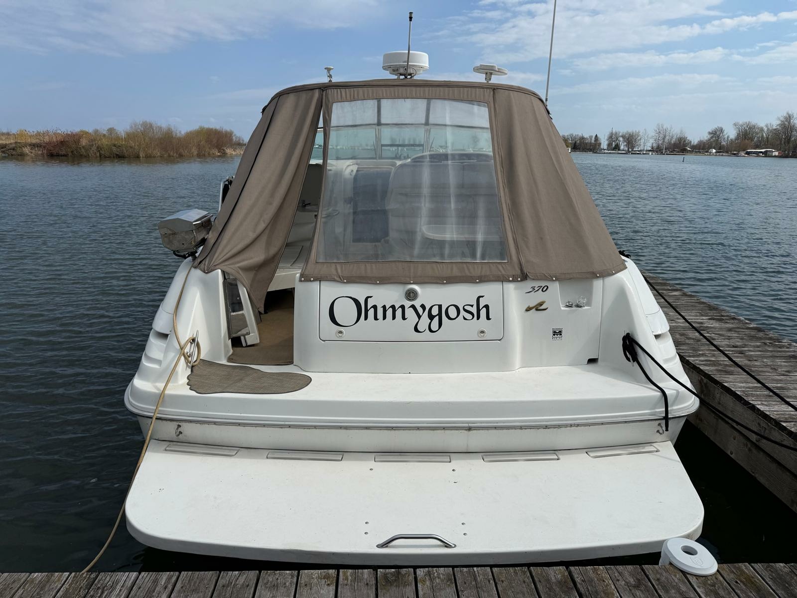 1996 Sea Ray 370 Sundancer 37