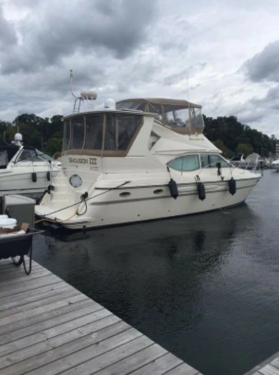 1999 Maxum 4100 SCA