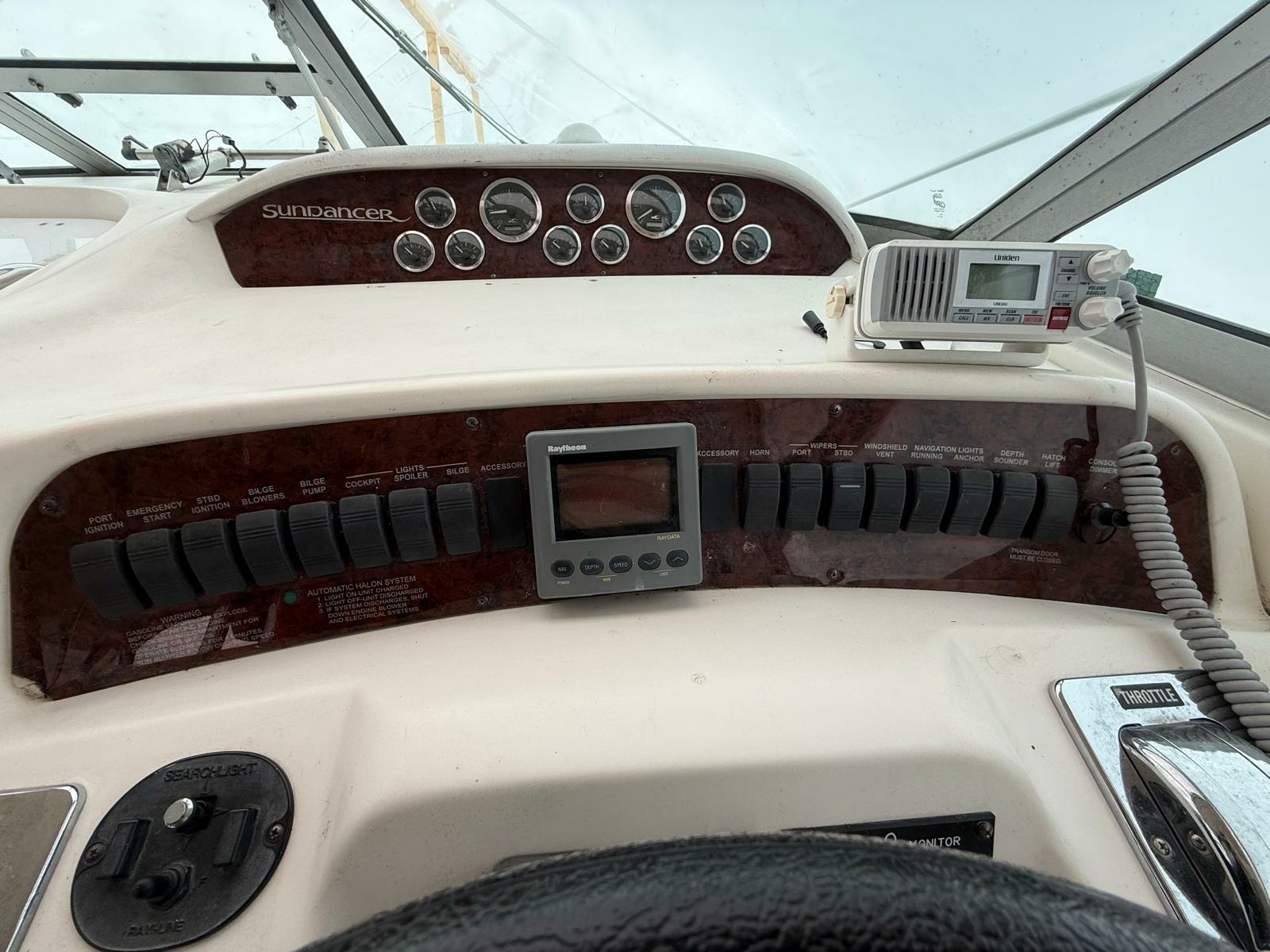1997 Sea Ray 330 Sundancer 33