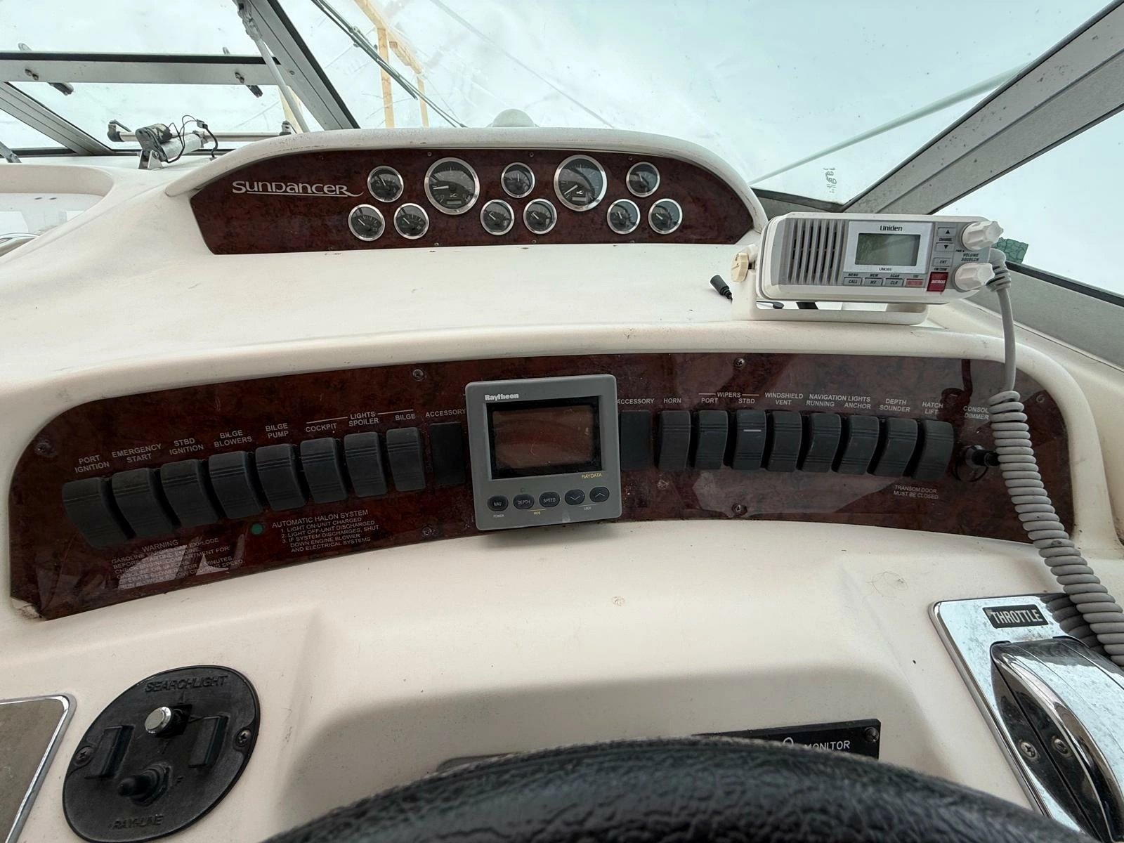 1997 Sea Ray 330 Sundancer 33