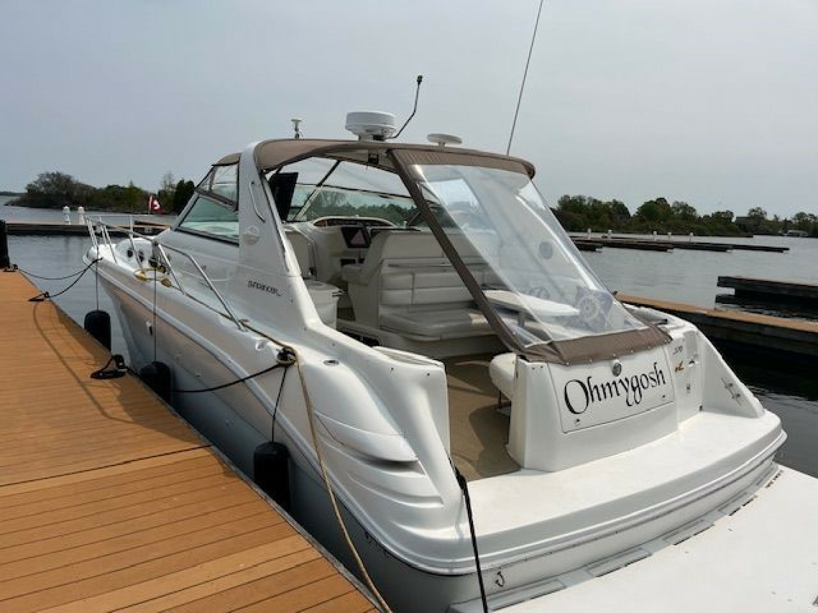 1996 Sea Ray 370 Sundancer 37