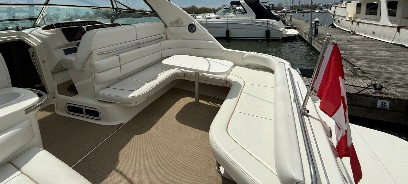 1996 Sea Ray 370 Sundancer 37