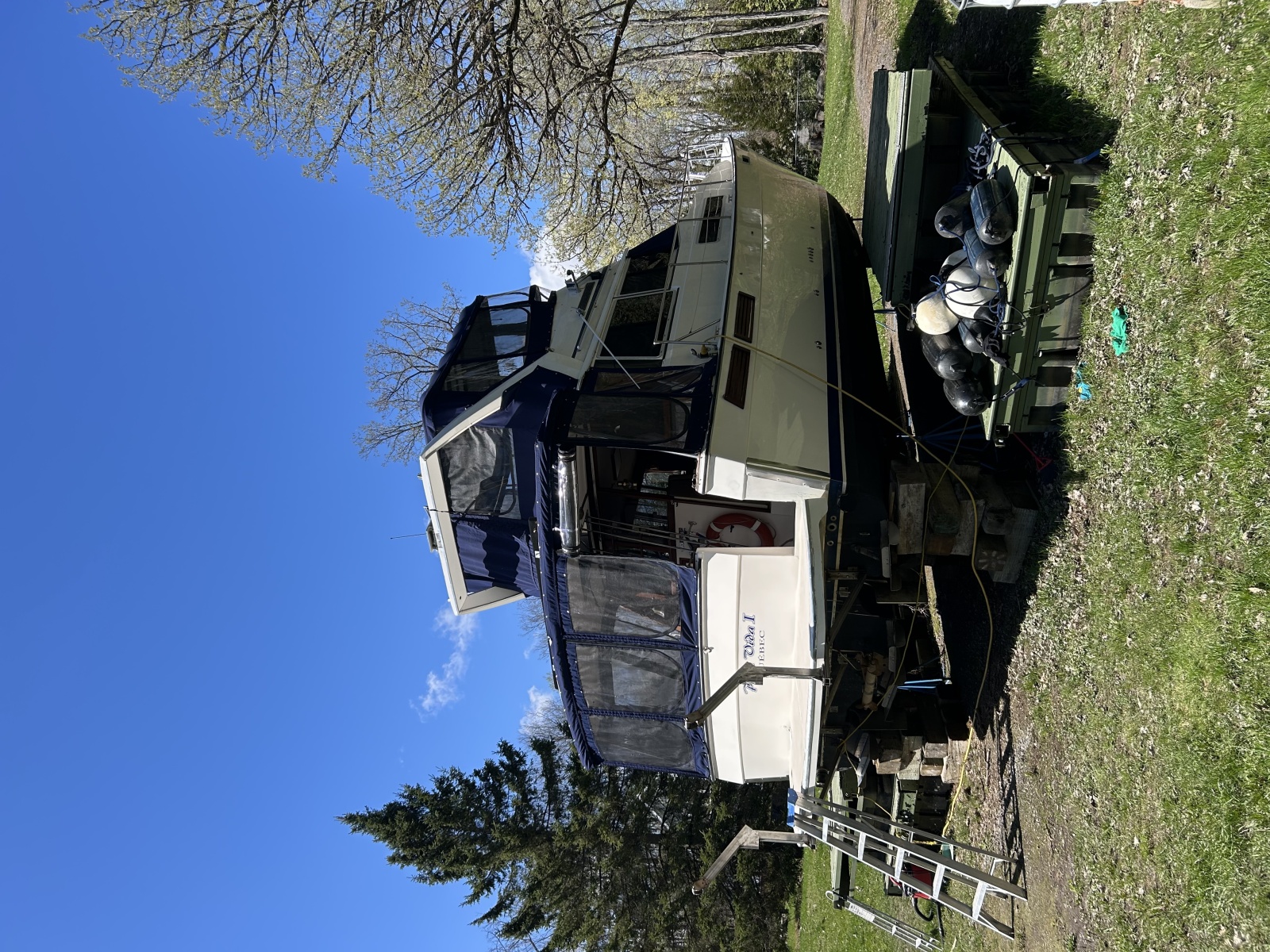 1985 Bayliner  3870