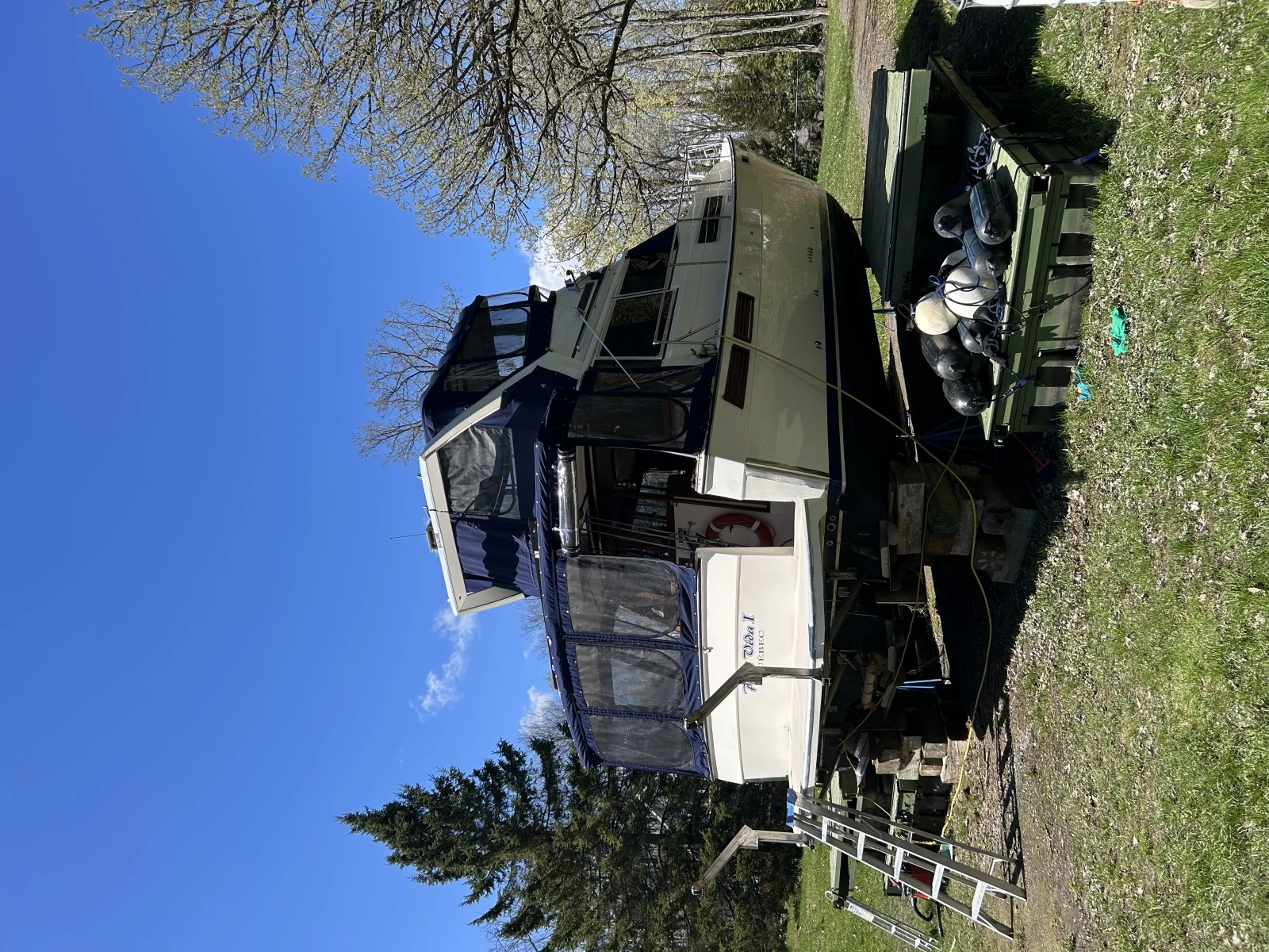1985 Bayliner  3870