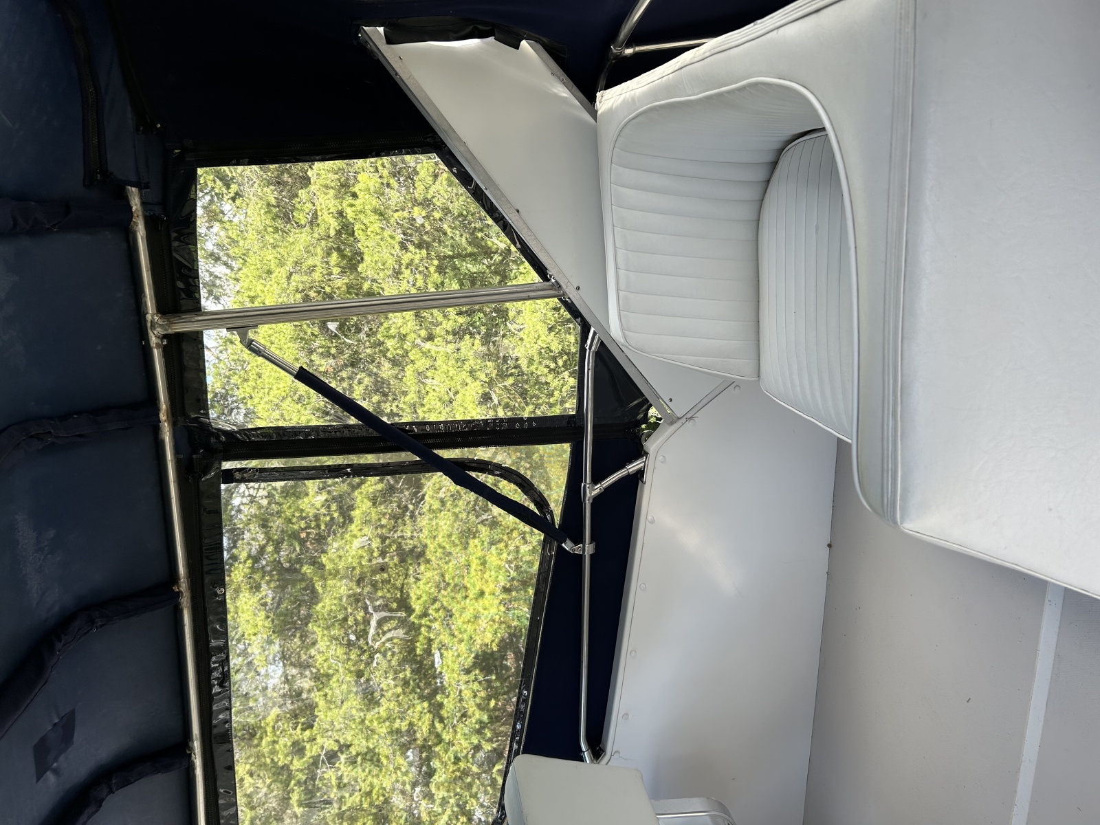 1985 Bayliner  3870