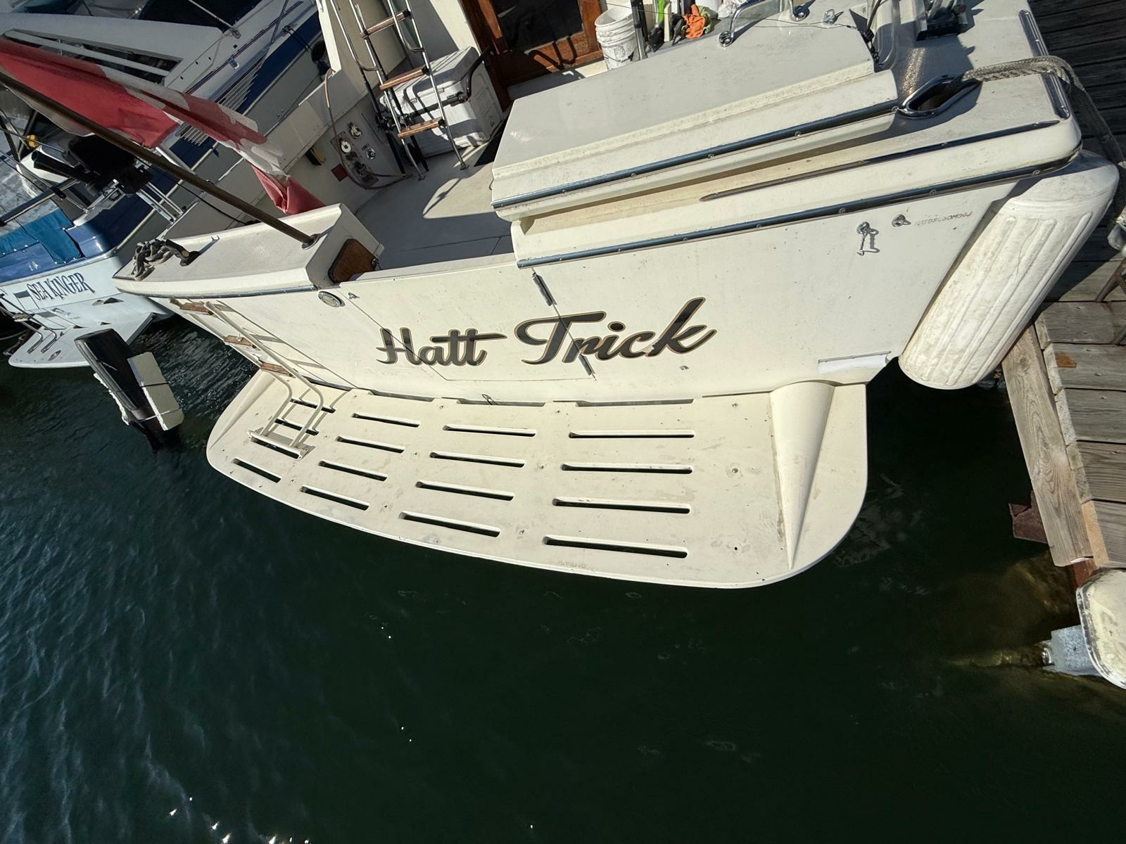 1984 Hatteras 36 Convertible 36