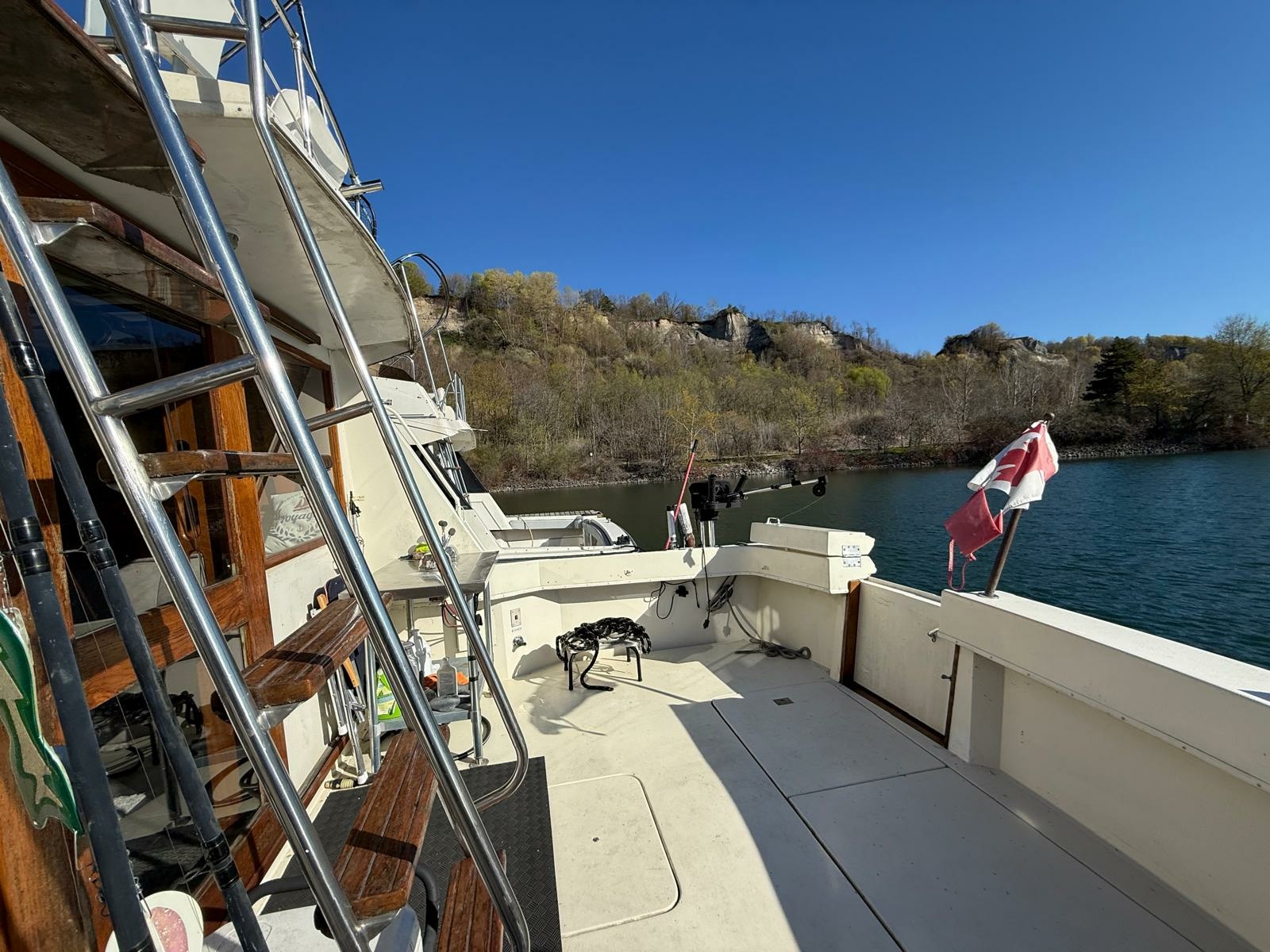 1984 Hatteras 36 Convertible 36