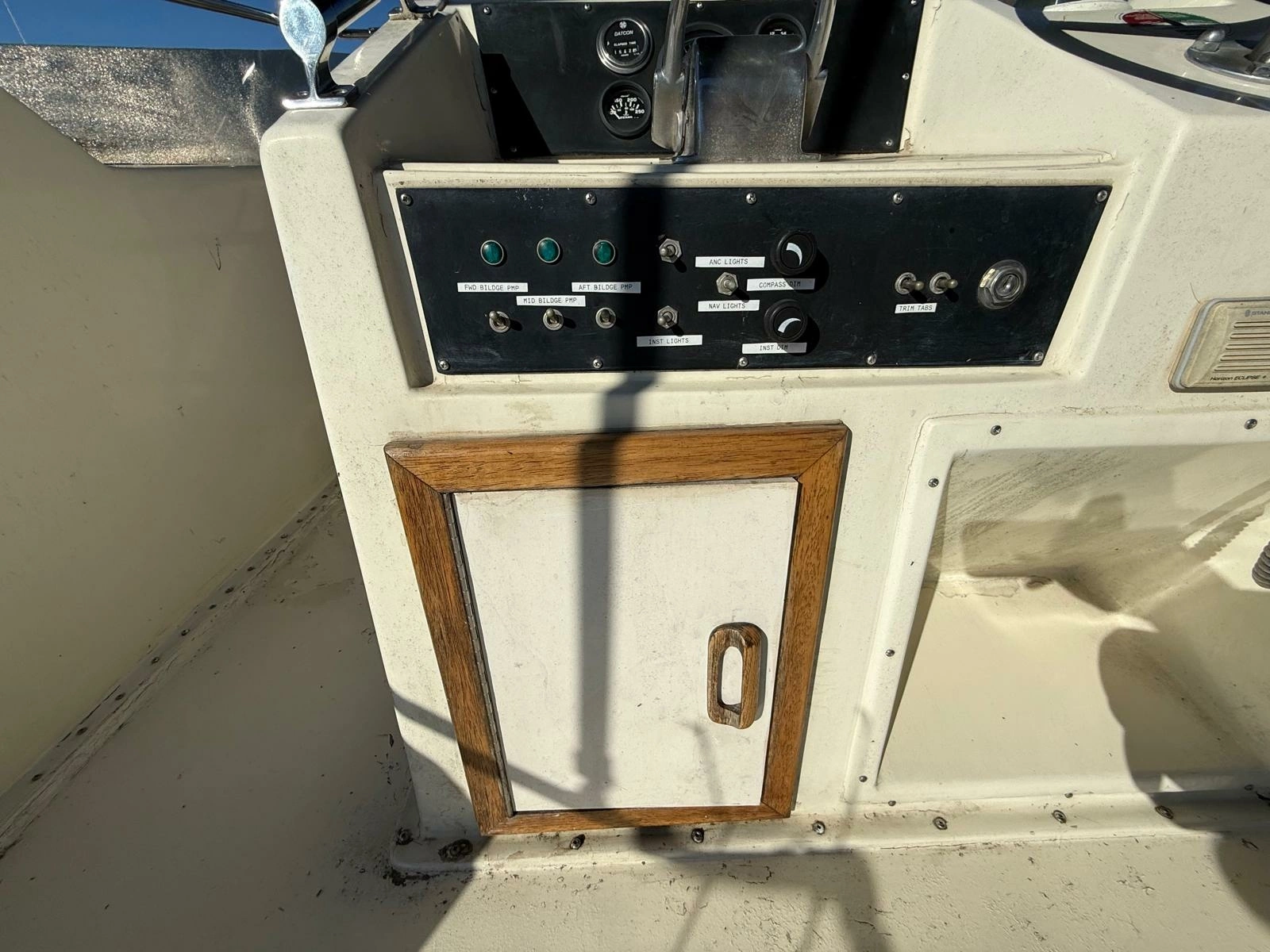 1984 Hatteras 36 Convertible 36