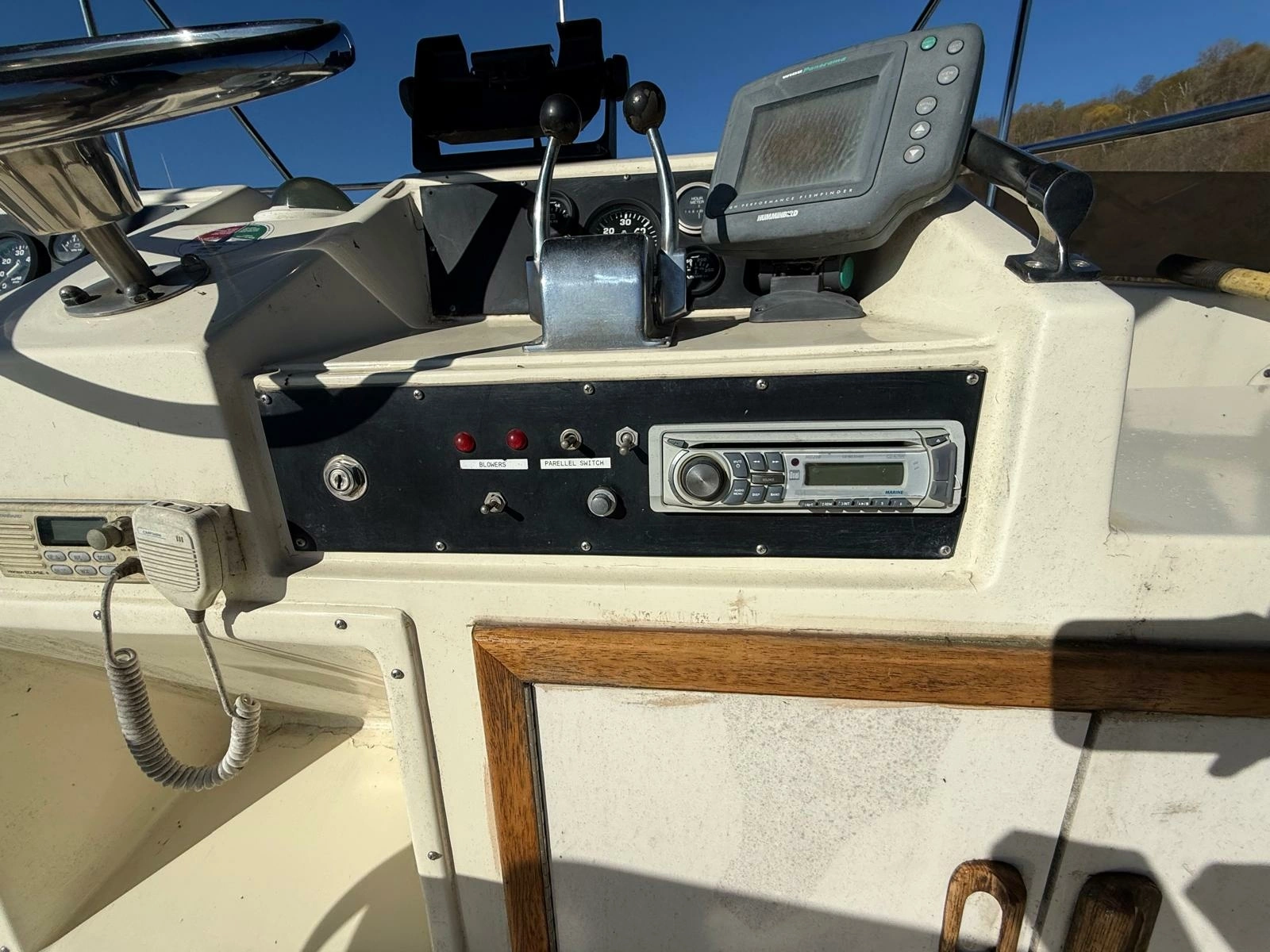 1984 Hatteras 36 Convertible 36