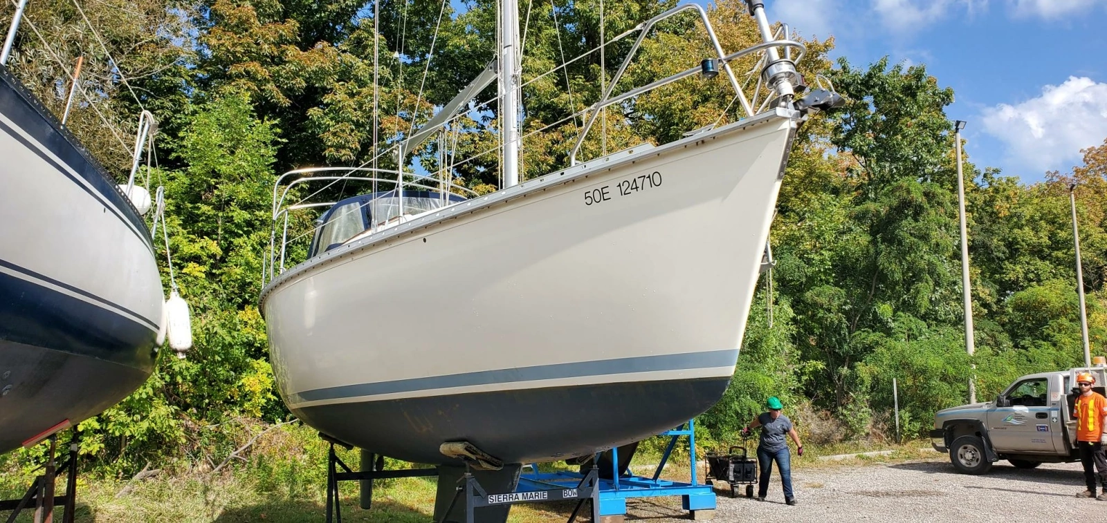 1990 Hunter 28