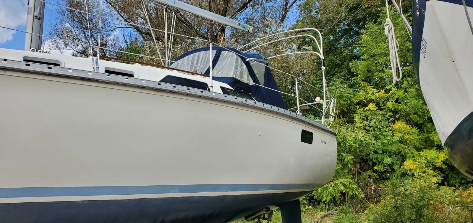 1990 Hunter 28
