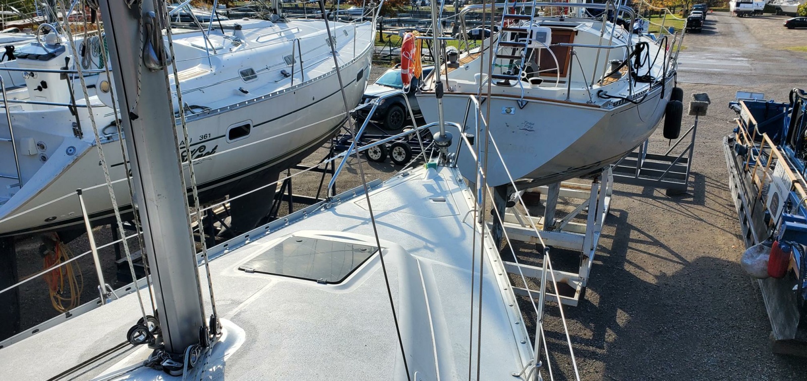 1990 Hunter 28