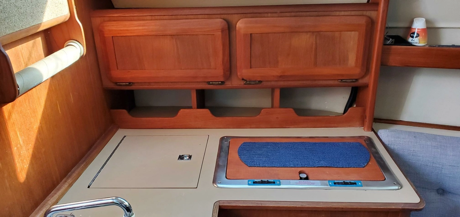 1990 Hunter 28