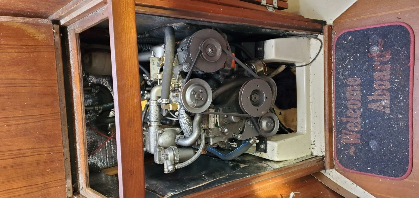1990 Hunter 28