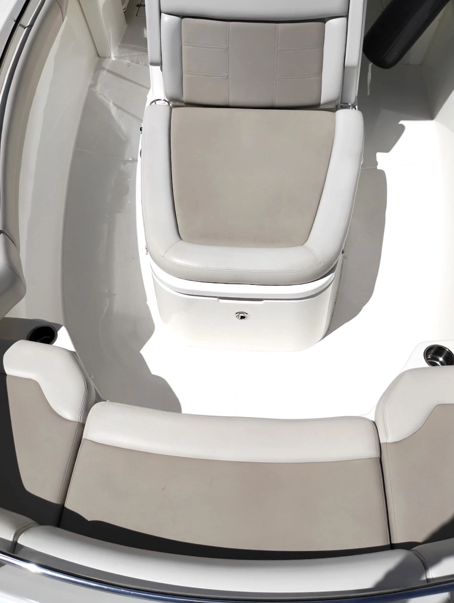 2018 Boston Whaler 280 Outrage