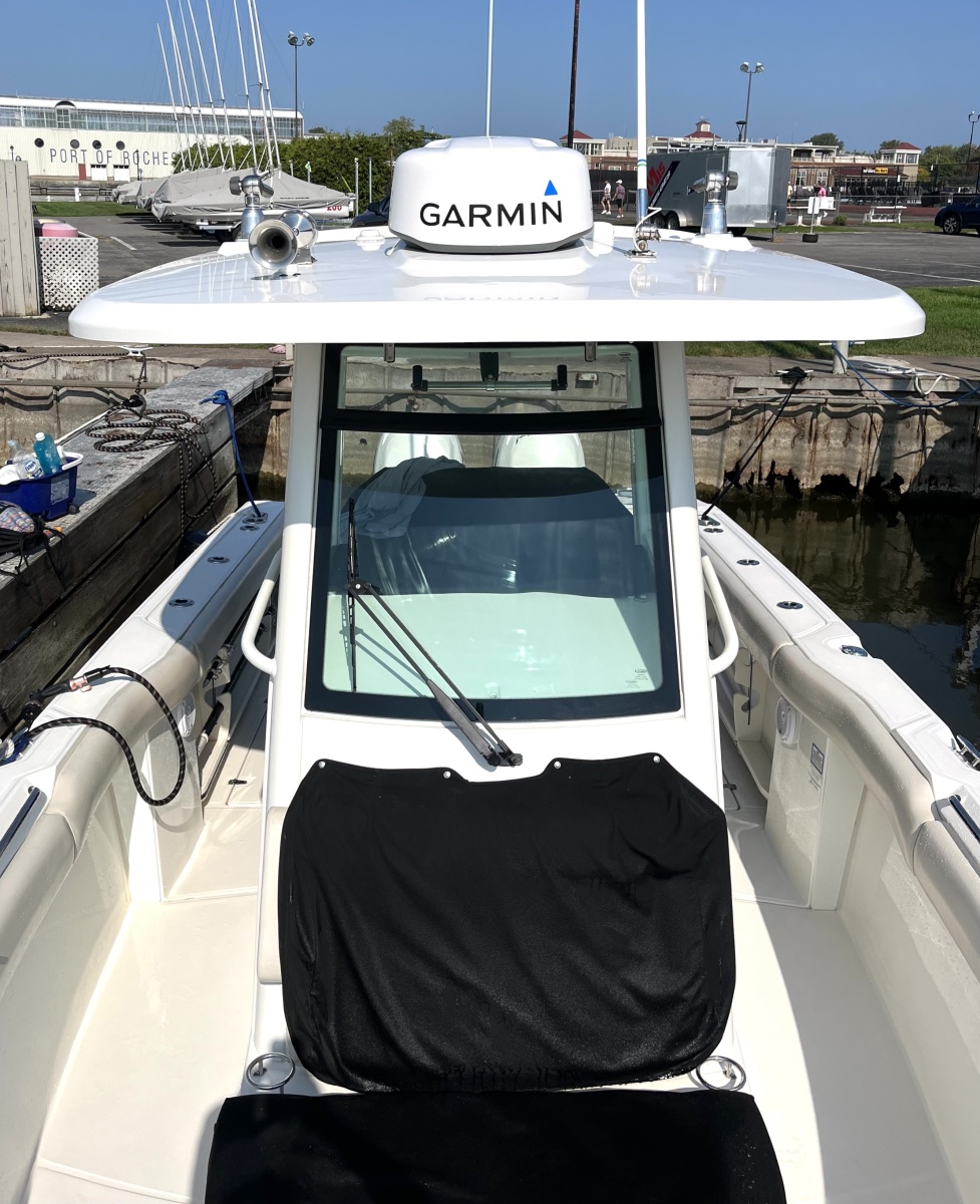 2018 Boston Whaler 280 Outrage