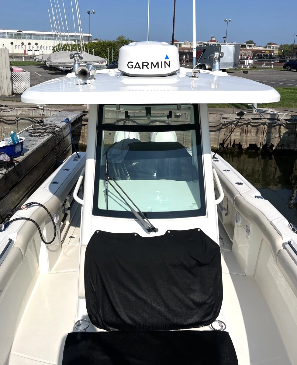 2018 Boston Whaler 280 Outrage