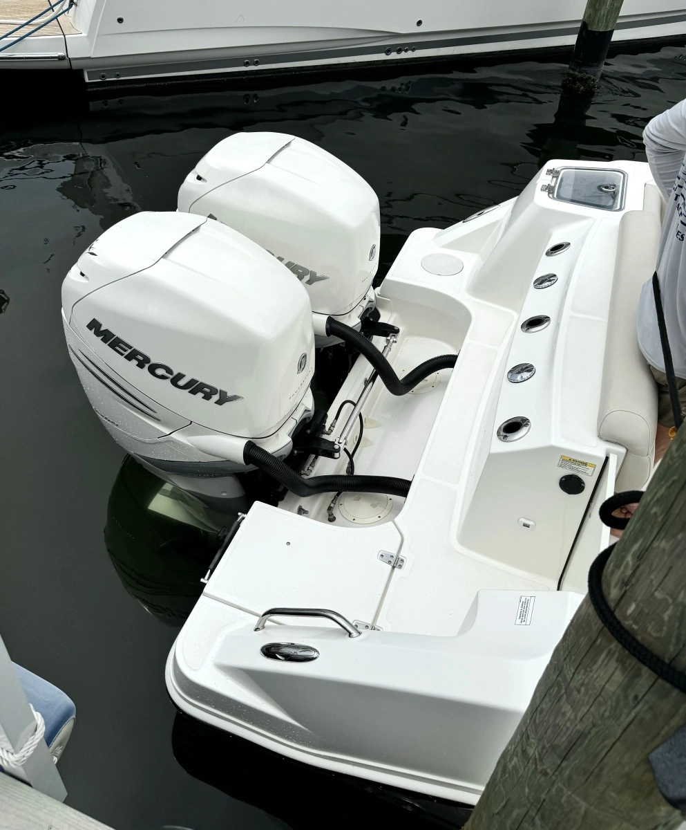 2018 Boston Whaler 280 Outrage