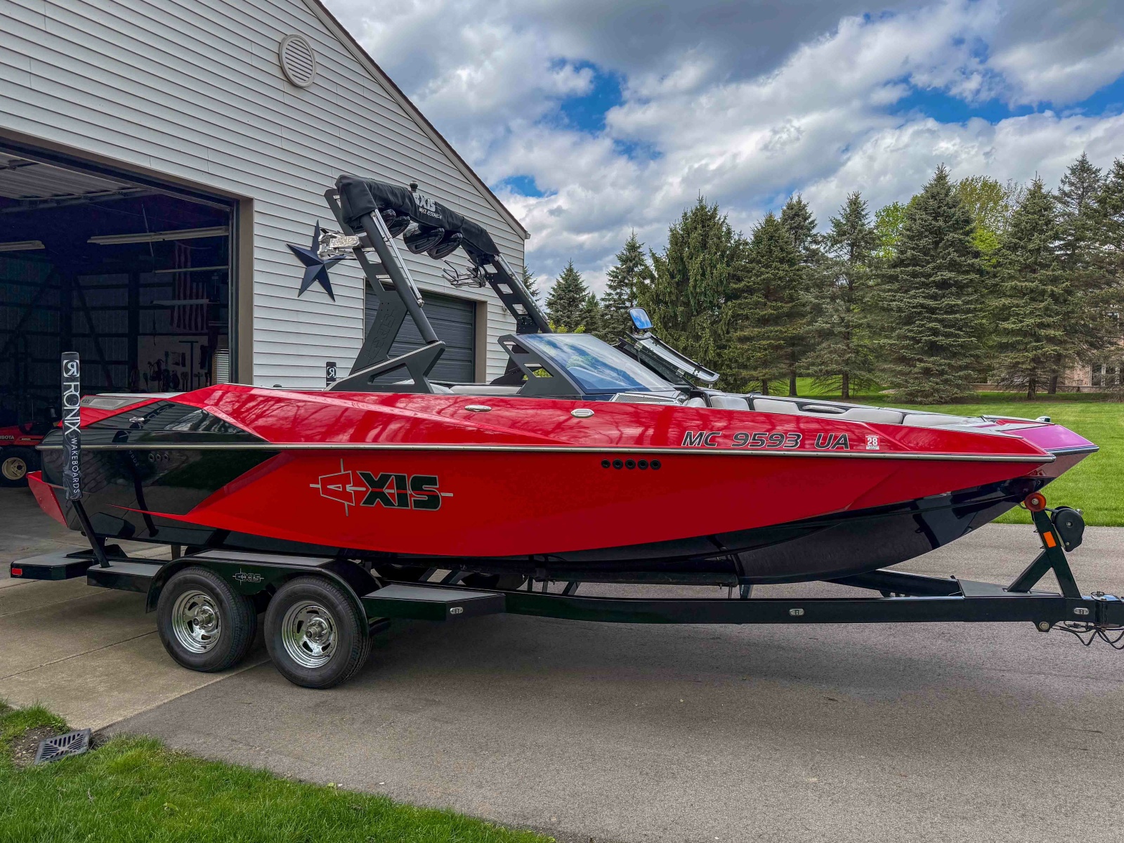 2016 Axis A22