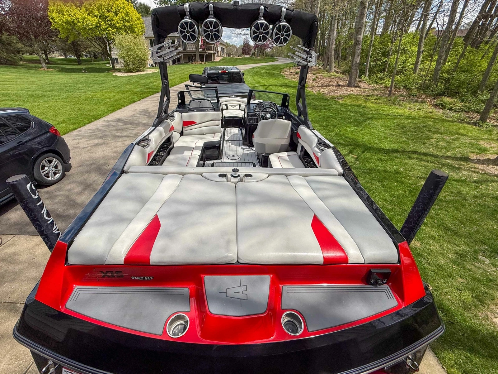 2016 Axis A22
