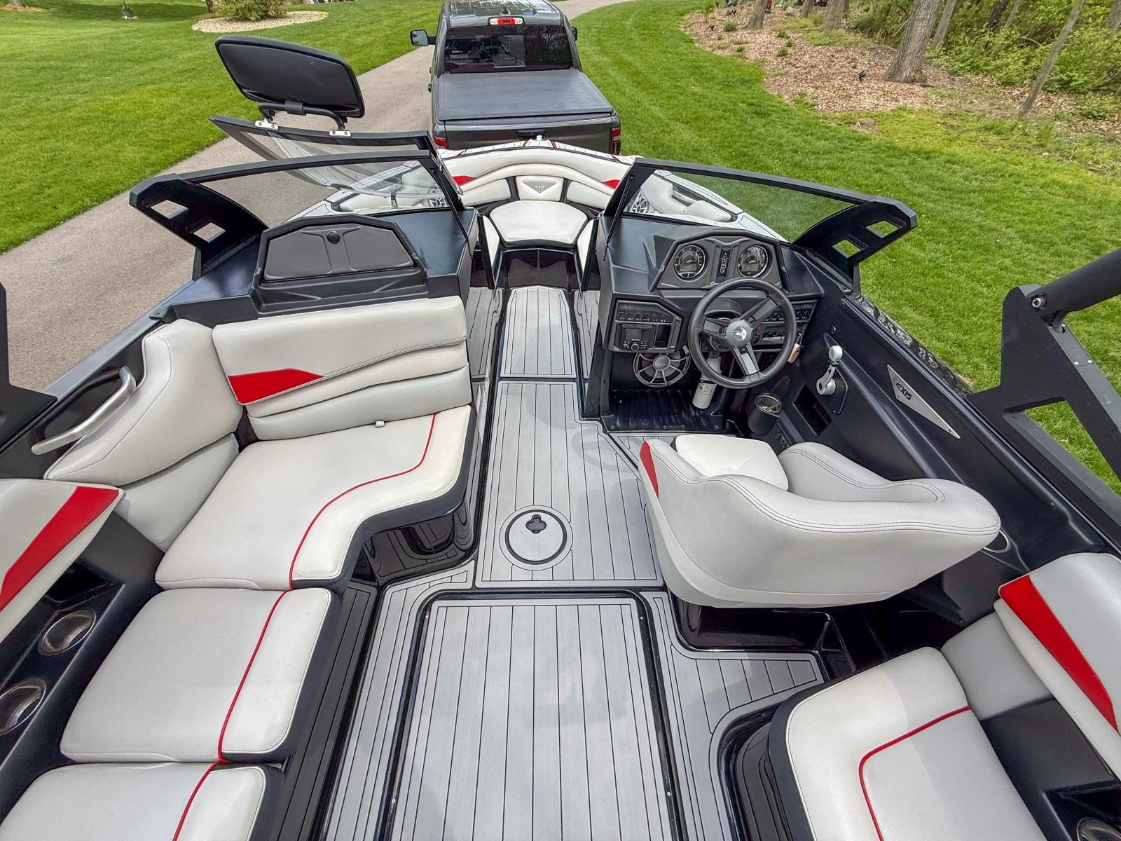 2016 Axis A22