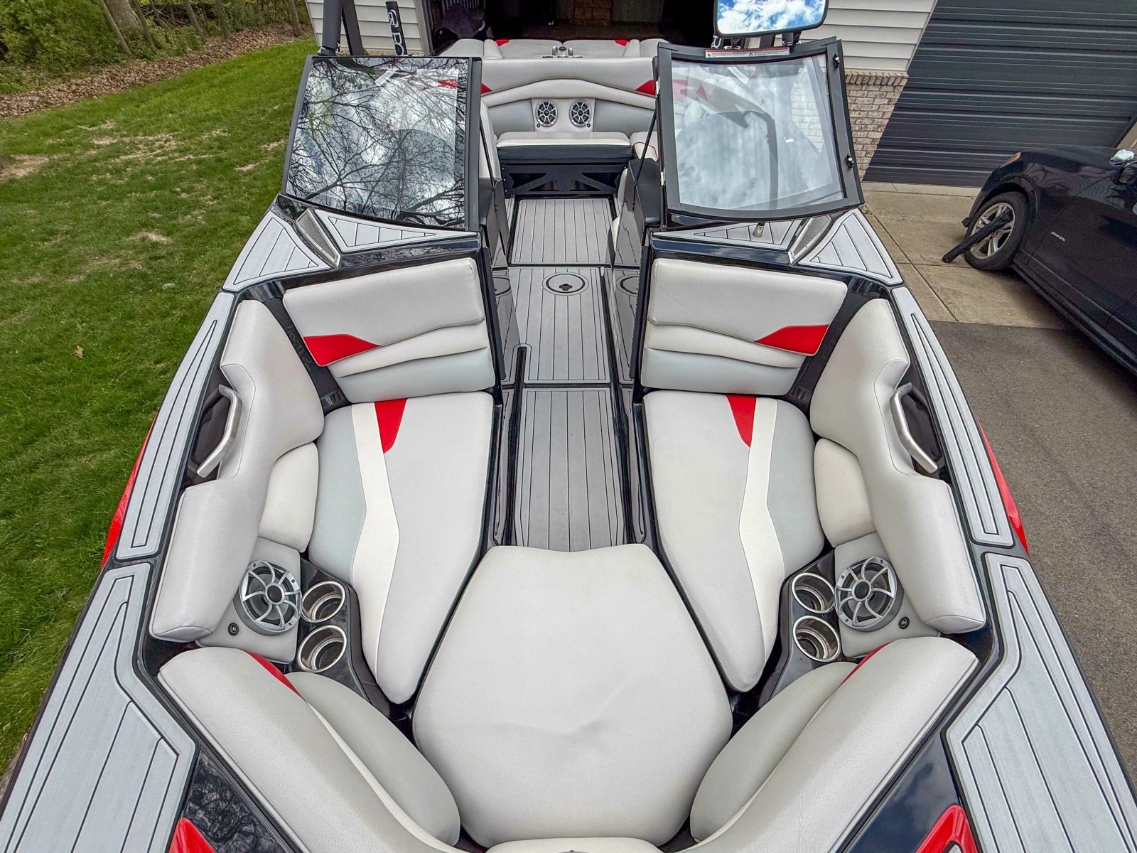 2016 Axis A22