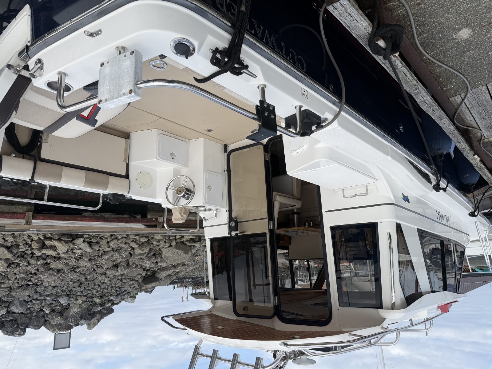 2015 Cutwater C-28 28