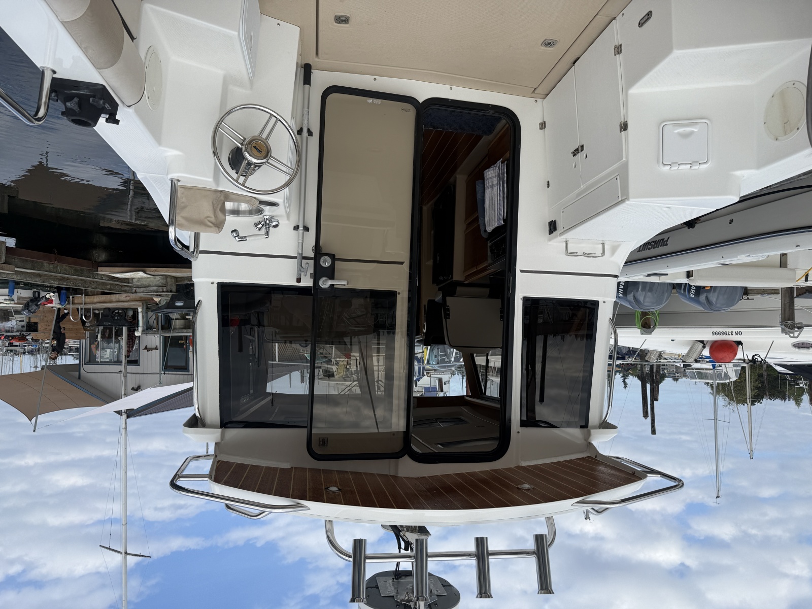 2015 Cutwater C-28 28