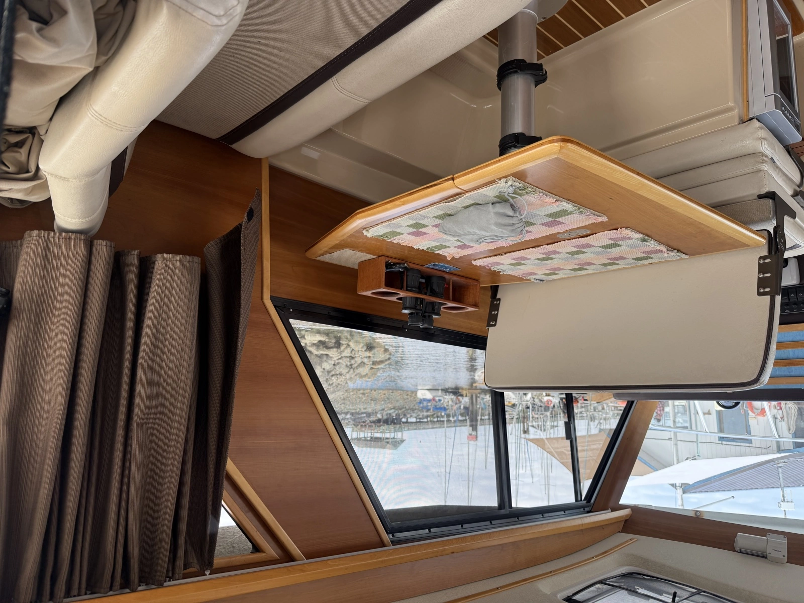 2015 Cutwater C-28 28