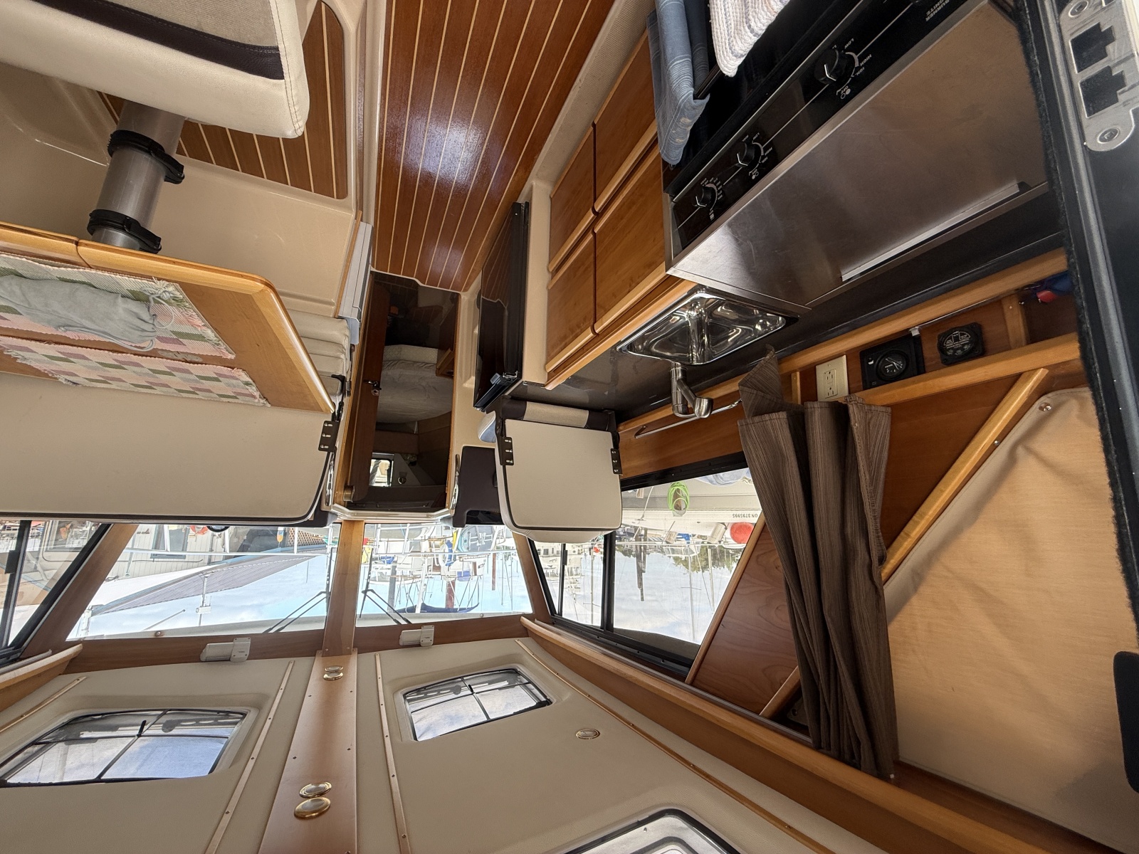 2015 Cutwater C-28 28