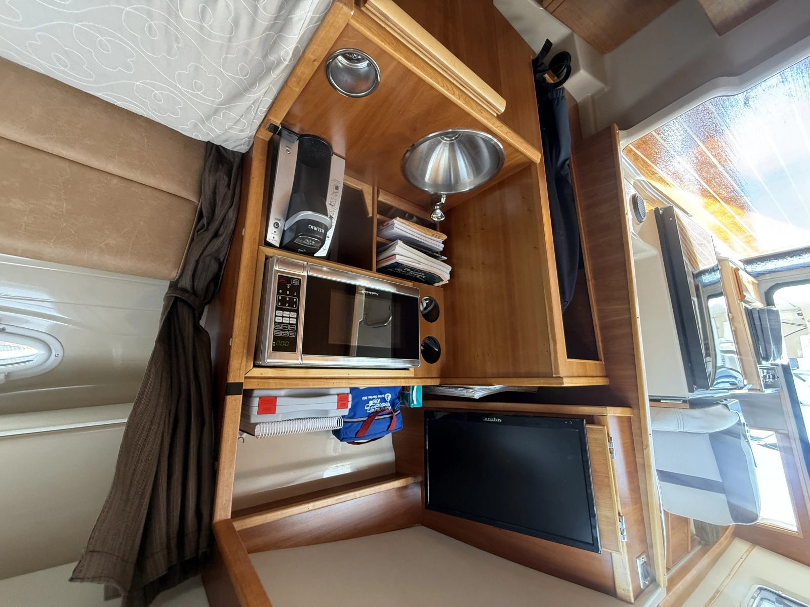 2015 Cutwater C-28 28